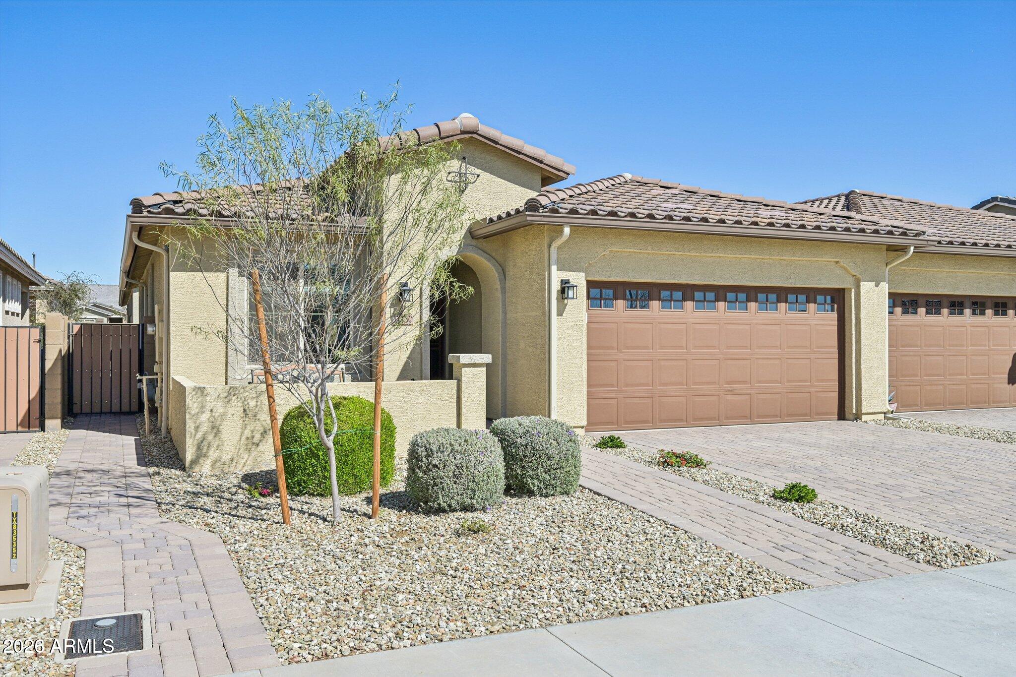 17150 W FALLEN LEAF Lane, Surprise, AZ 85387 — Photo 1 of 60