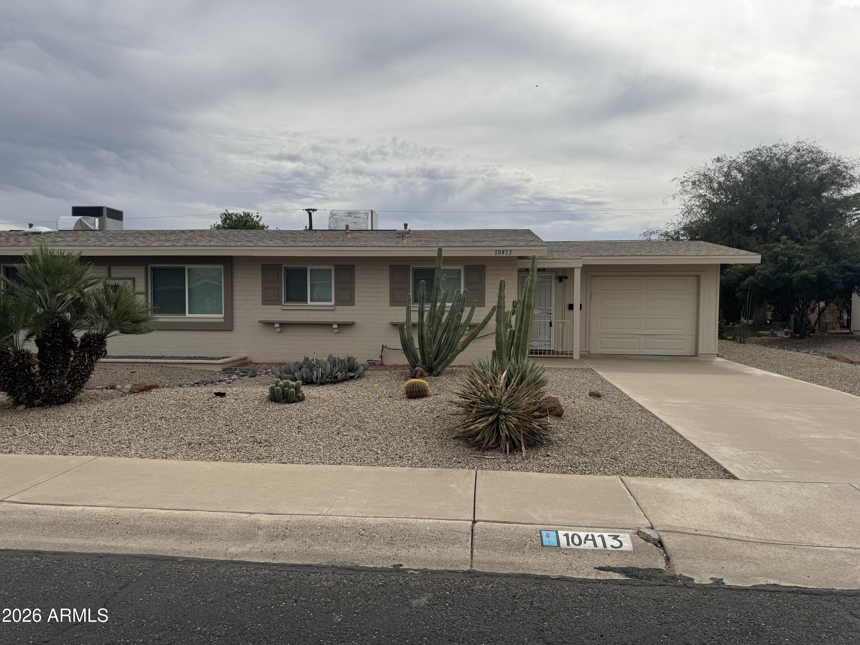 10413 W CLAIR Drive, Sun City, AZ 85351