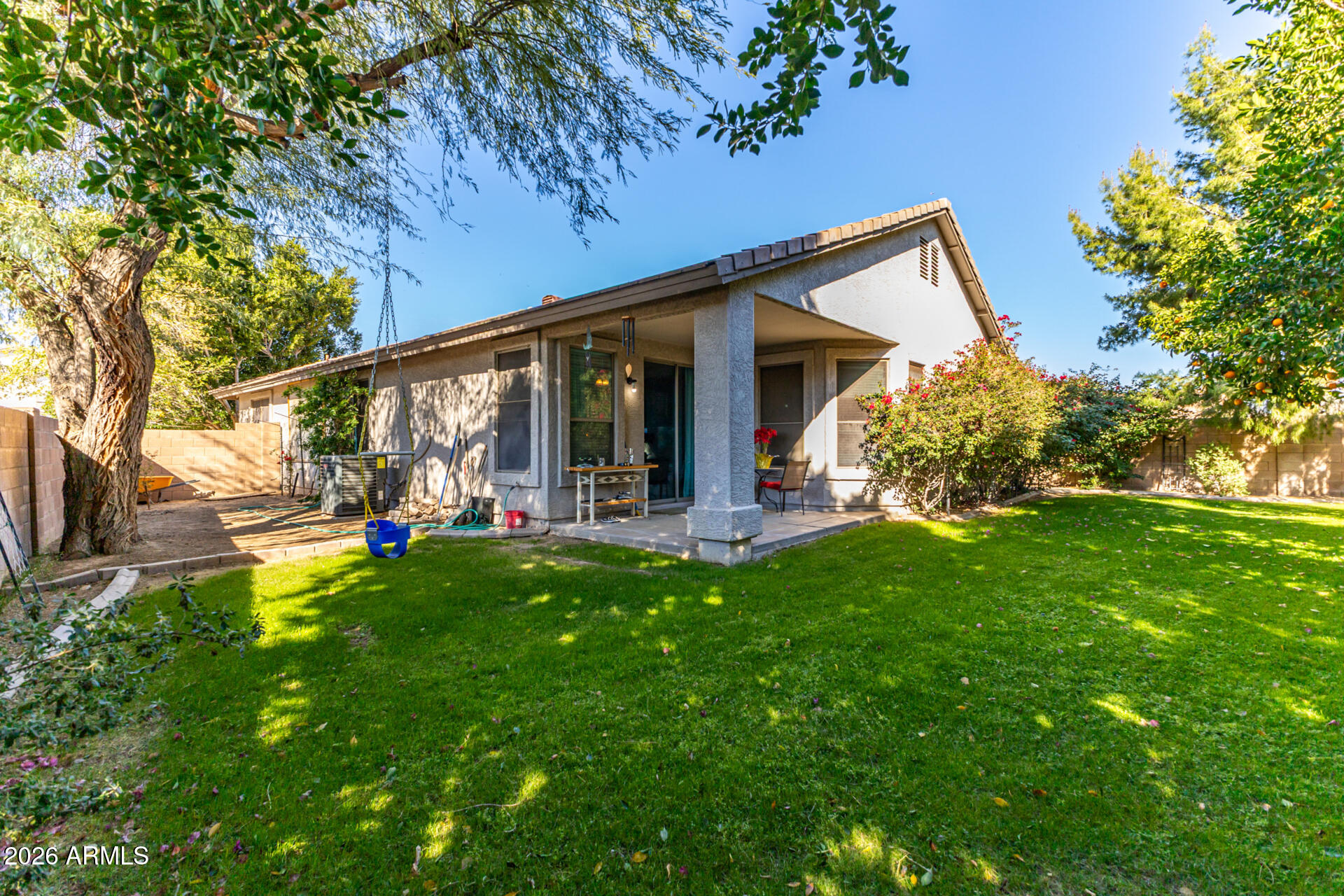 8975 W CLARA Lane, Peoria, AZ 85382