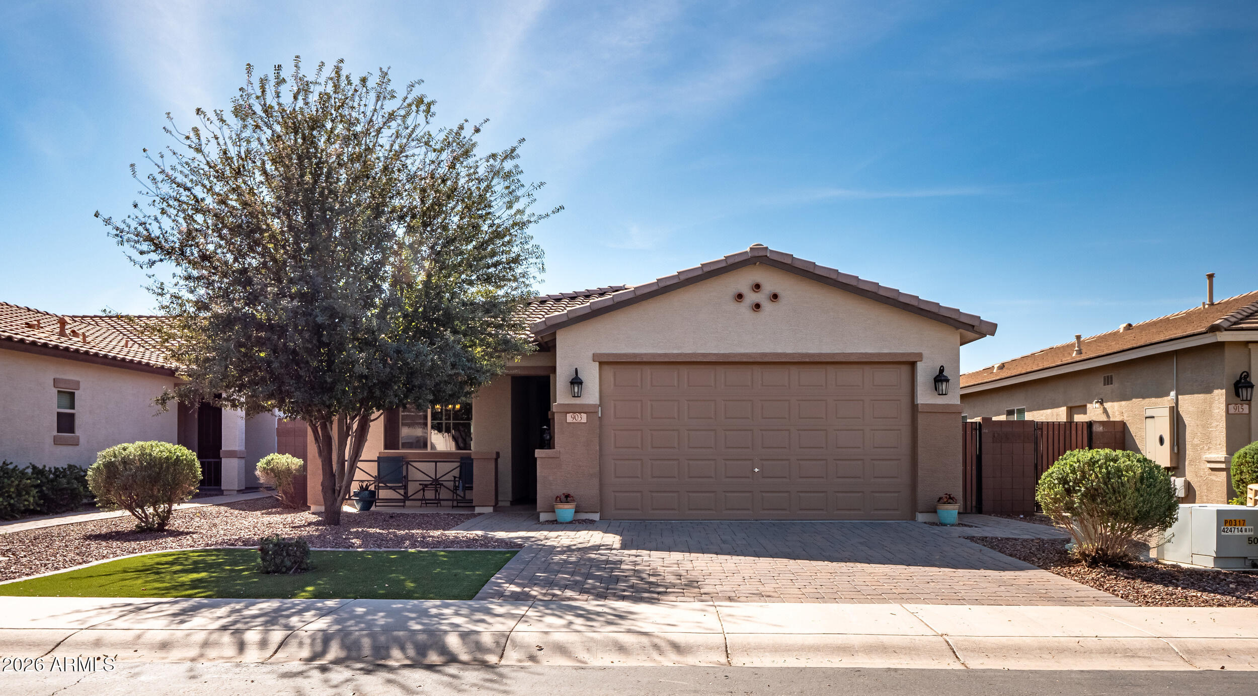 903 W SISSO TREE Avenue, San Tan Valley, AZ 85140 — Photo 1 of 37
