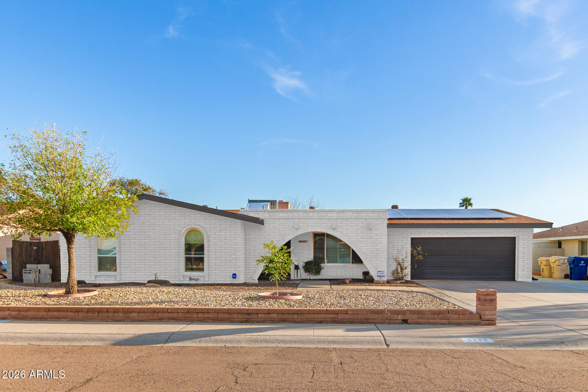 4743 W LAURIE Lane, Glendale, AZ 85302