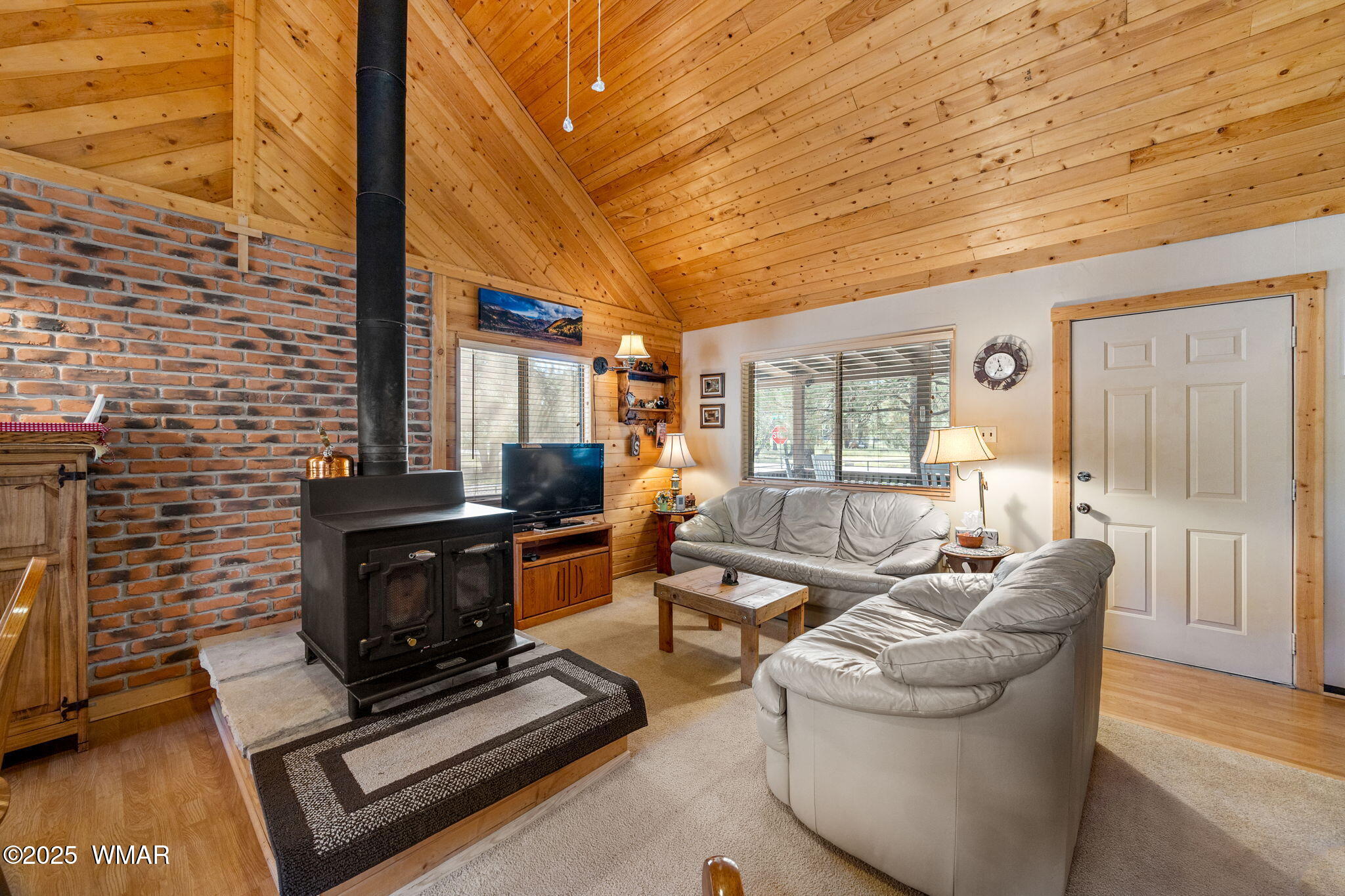 2867 Pine Rim Road, Overgaard, AZ 85933