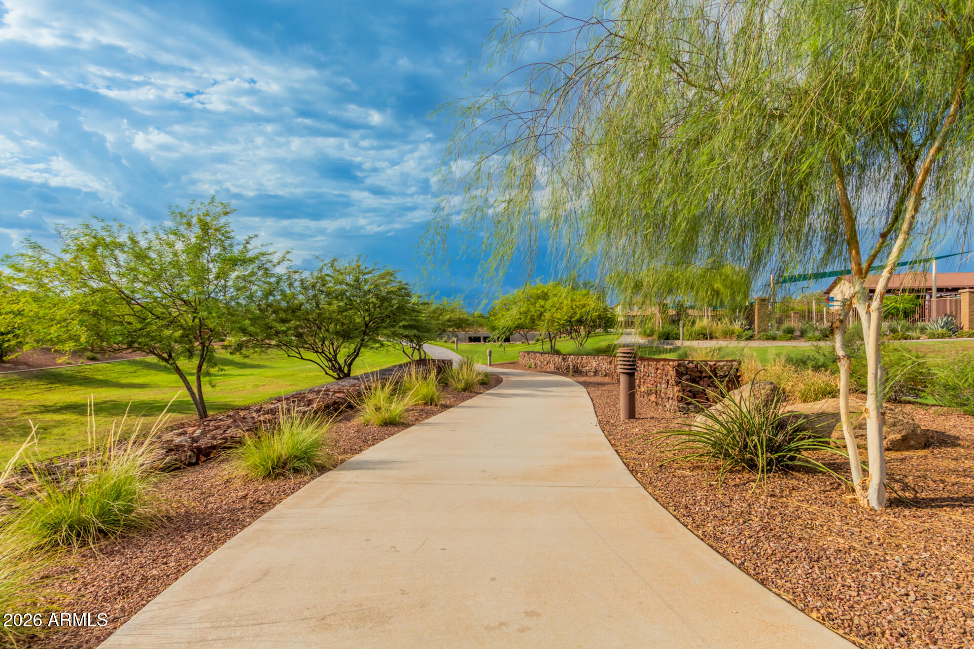 Thumbnail 32