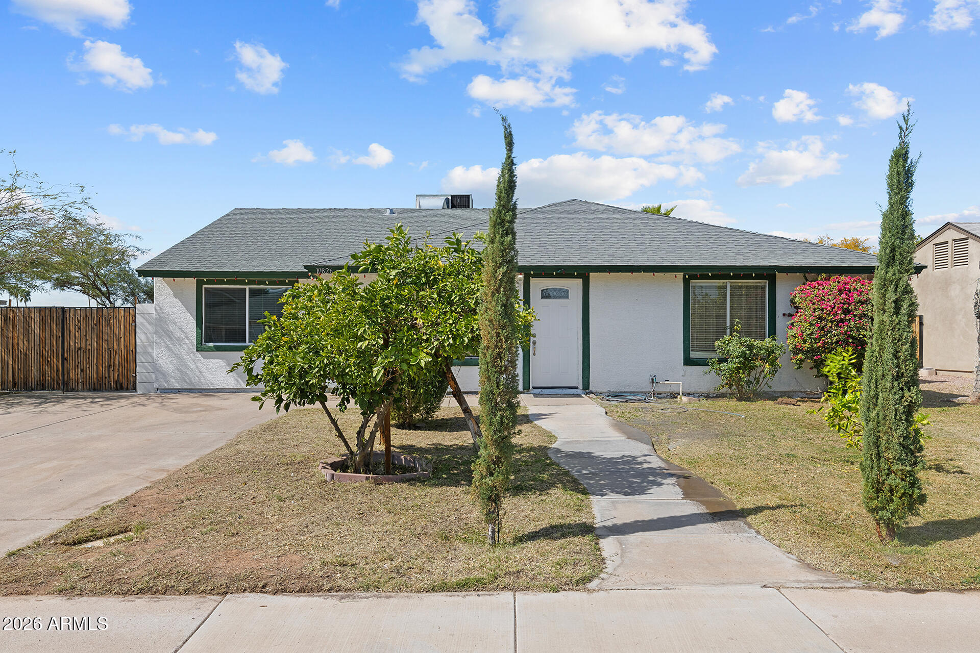 10826 N 72ND Drive, Peoria, AZ 85345 — Photo 1 of 36