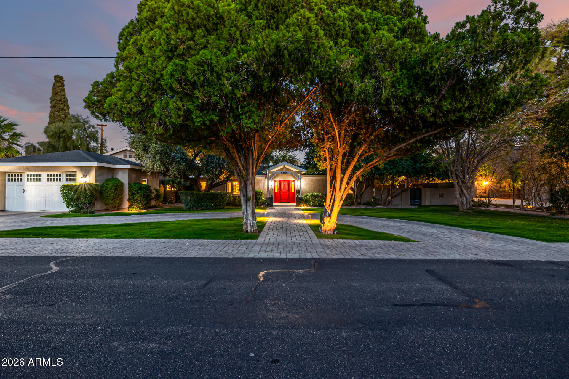 5655 N 4TH Street, Phoenix, AZ 85012