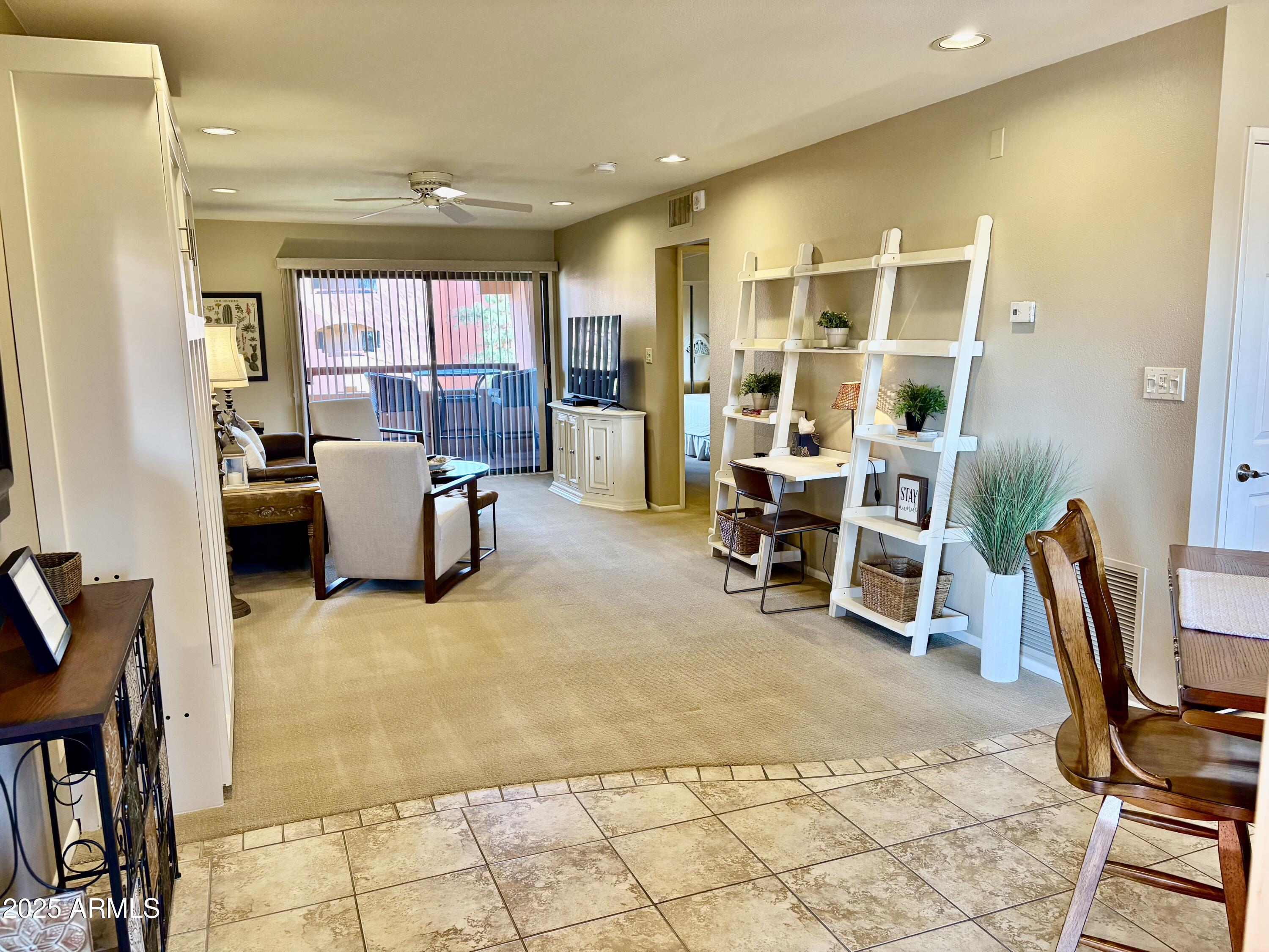 12222 N PARADISE VILLAGE Parkway 321, Phoenix, AZ 85032