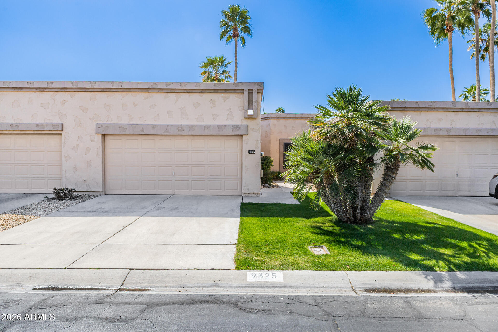 9325 W Topeka Drive, Peoria, AZ 85382