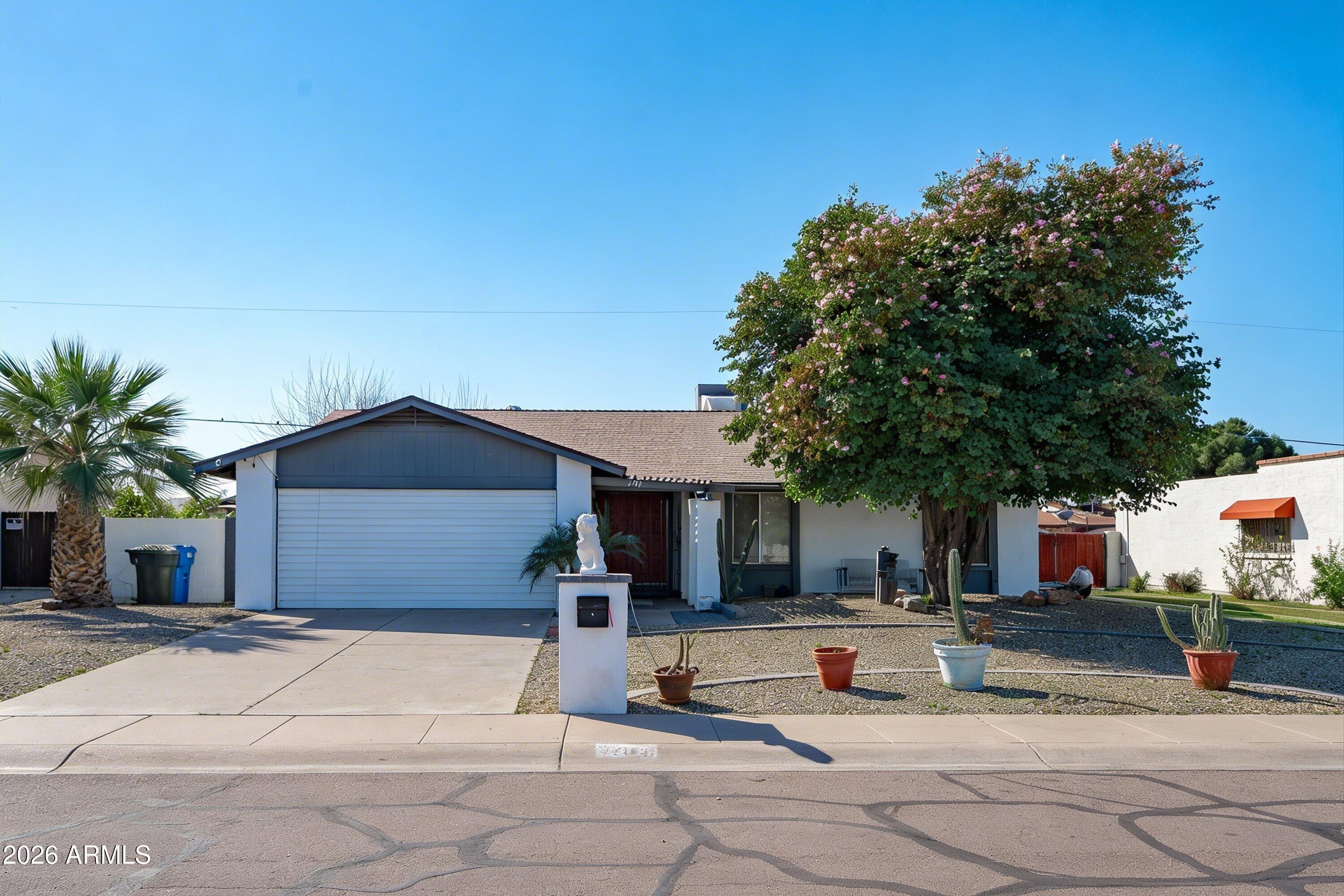 2143 W EUGIE Avenue, Phoenix, AZ 85029 — Photo 1 of 24