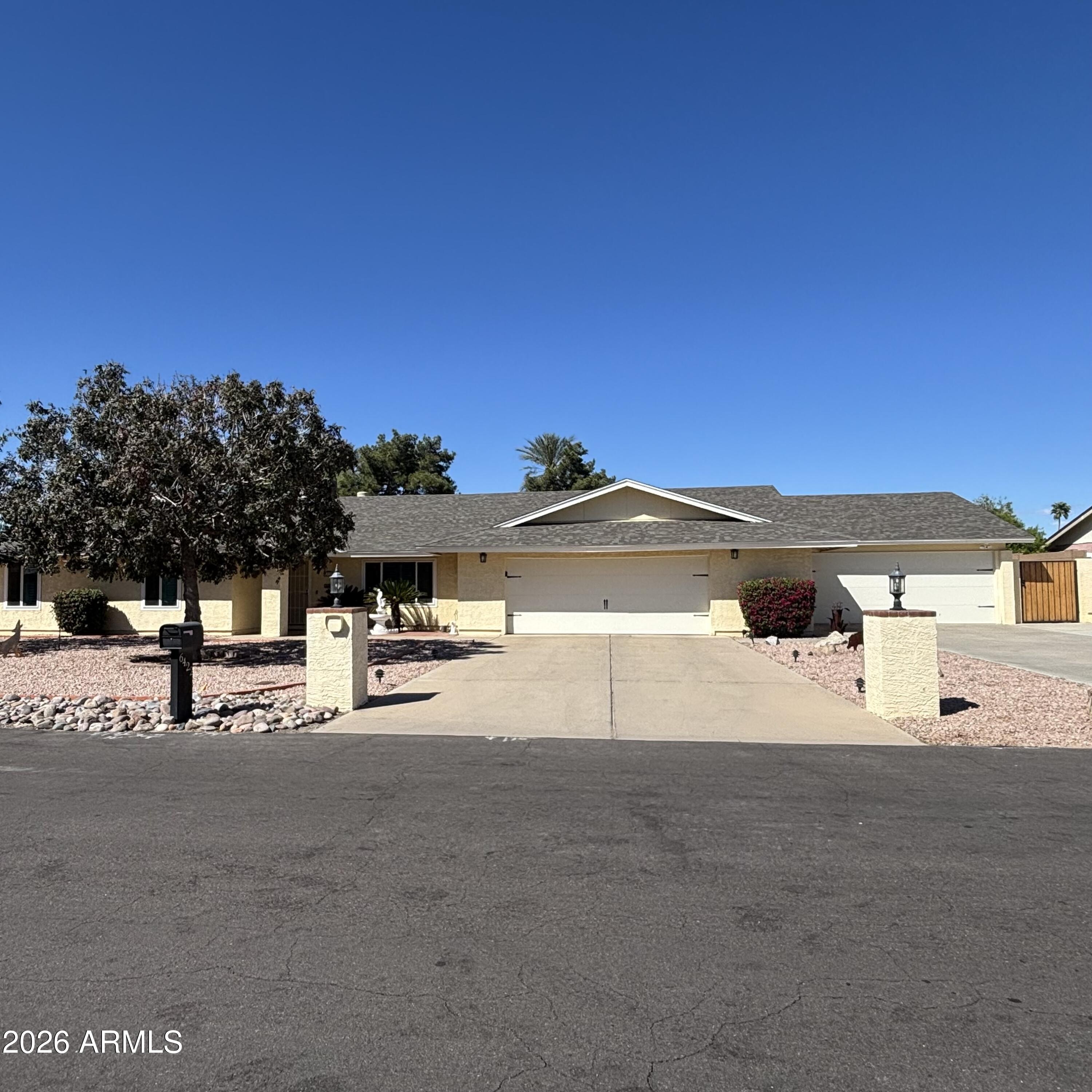 6422 W VILLA THERESA Drive, Glendale, AZ 85308