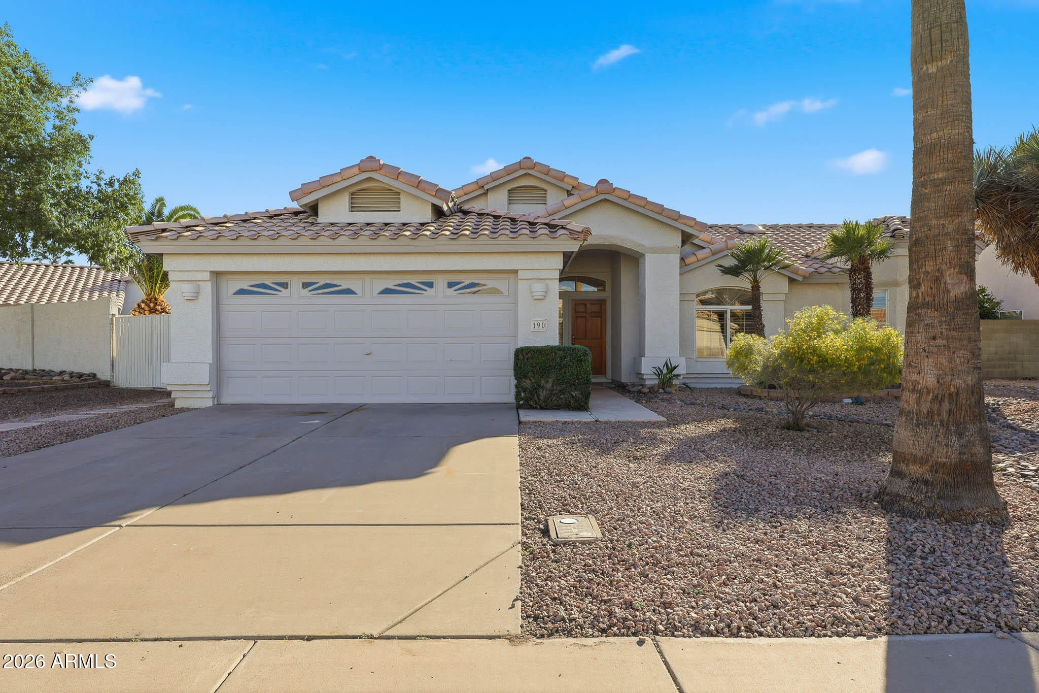 190 S LONGMORE Street, Chandler, AZ 85224