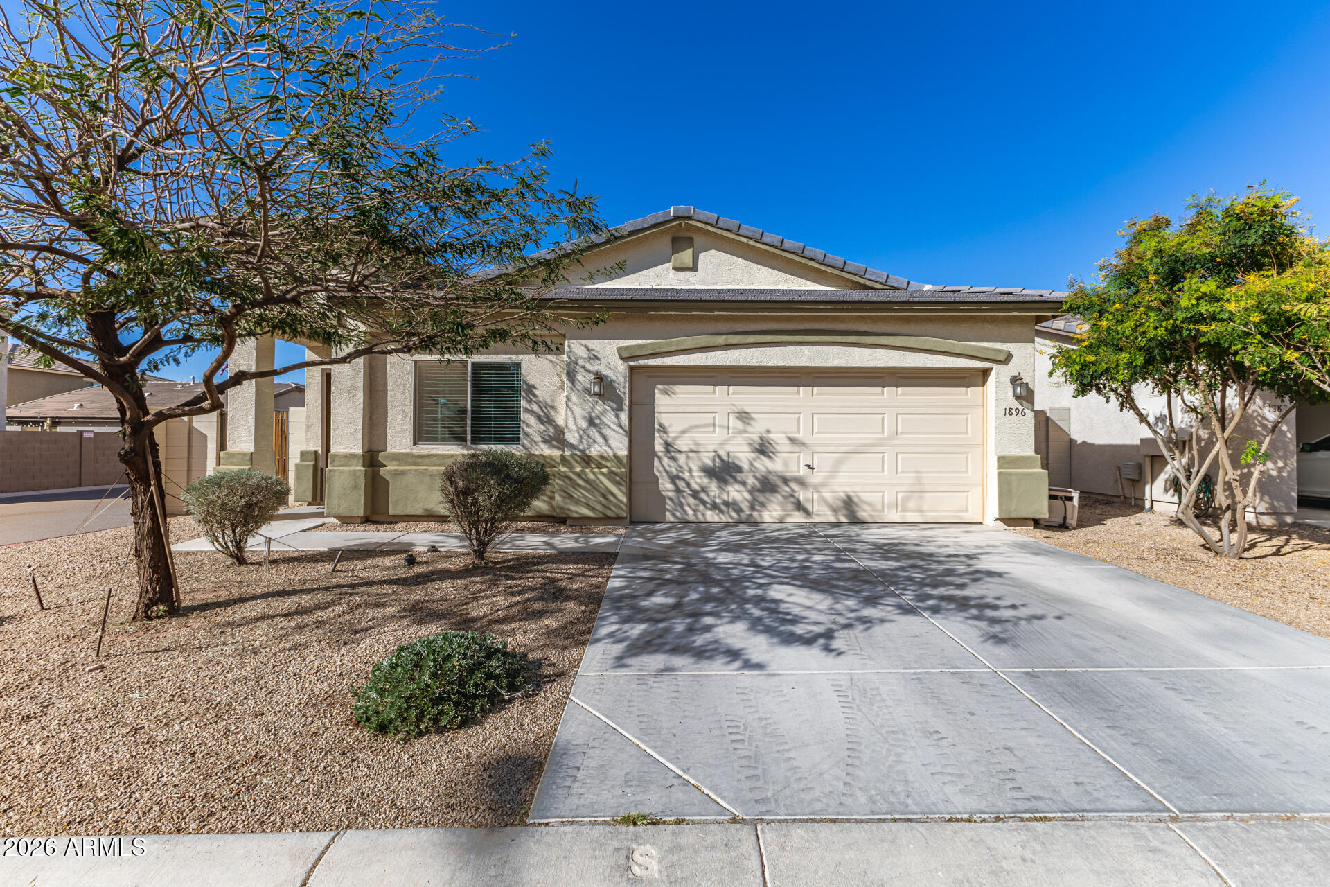 1896 W ROAD AGENT Street, Apache Junction, AZ 85120