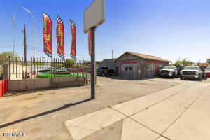 507 E BROADWAY Road, Phoenix, AZ 85040