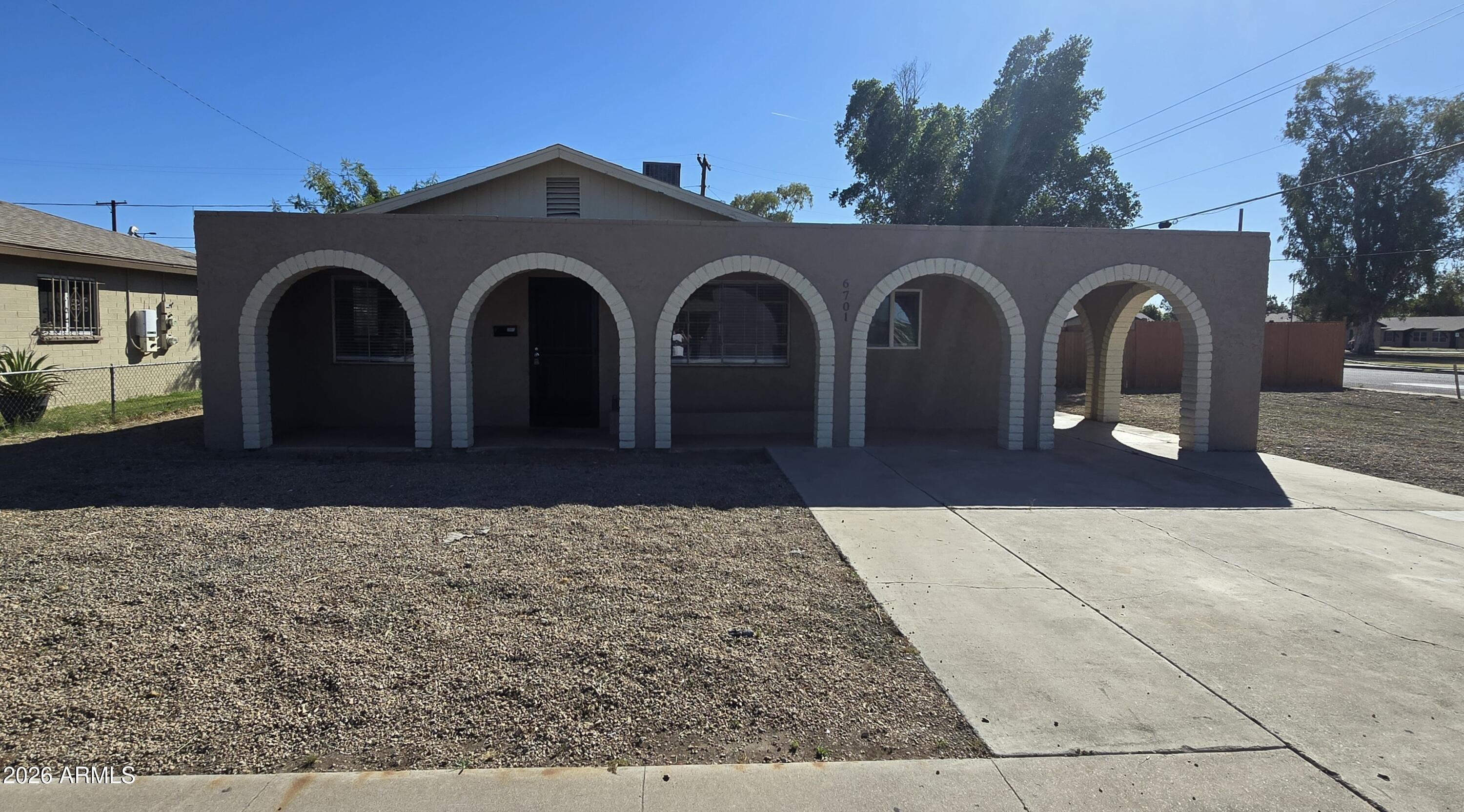 6701 N 53RD Avenue, Glendale, AZ 85301