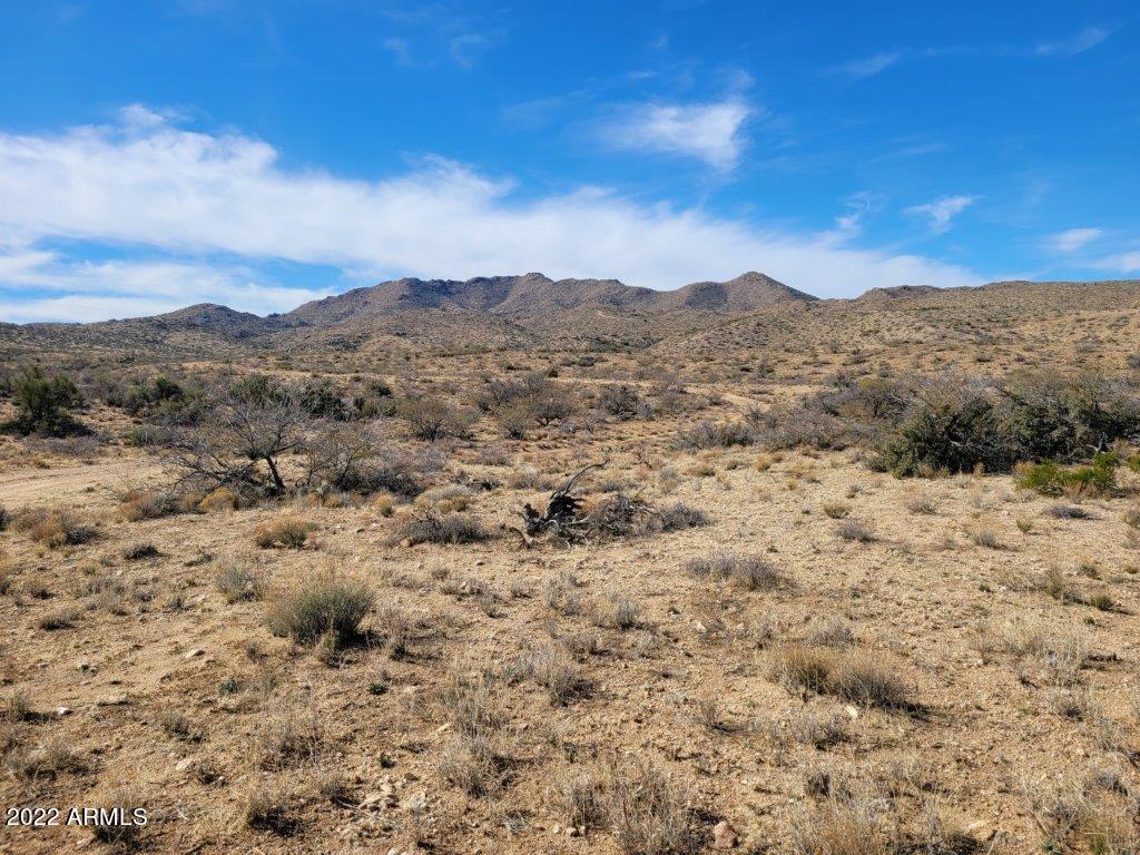 44B W Traveler Way 44B, Congress, AZ 85332
