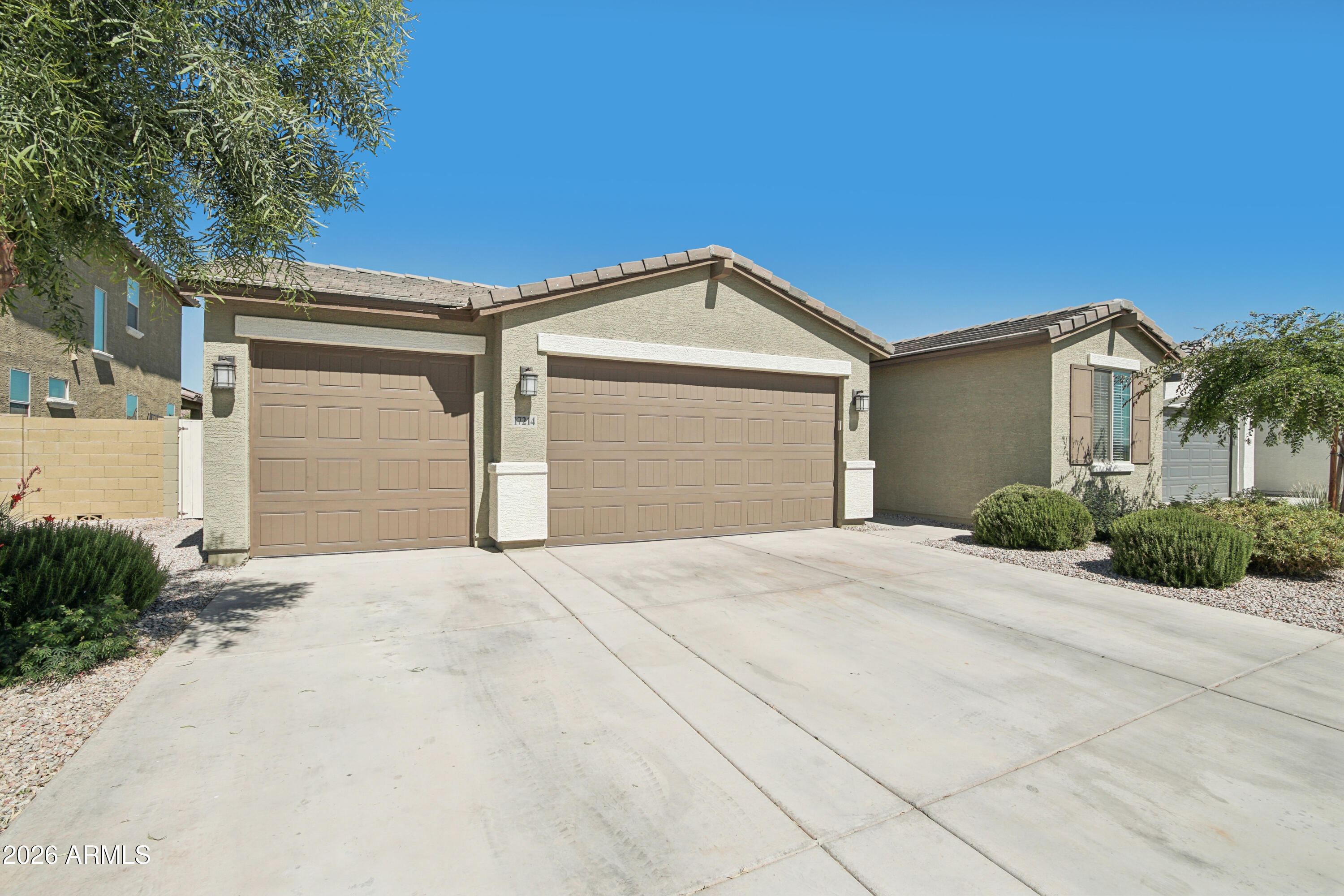 17214 W DAHLIA Drive, Surprise, AZ 85388