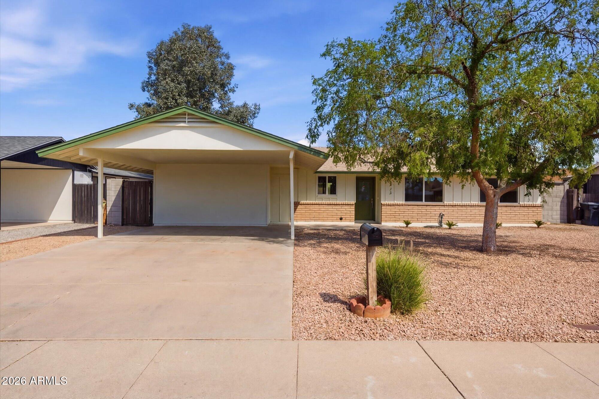 5222 W HATCHER Road, Glendale, AZ 85302 — Photo 1 of 25