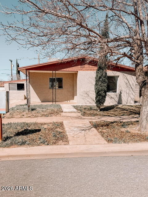 916 E 4th Street, Douglas, AZ 85607
