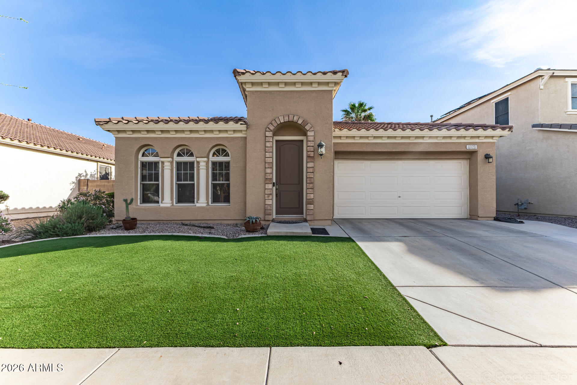 4029 W SAINT ANNE Avenue, Phoenix, AZ 85041