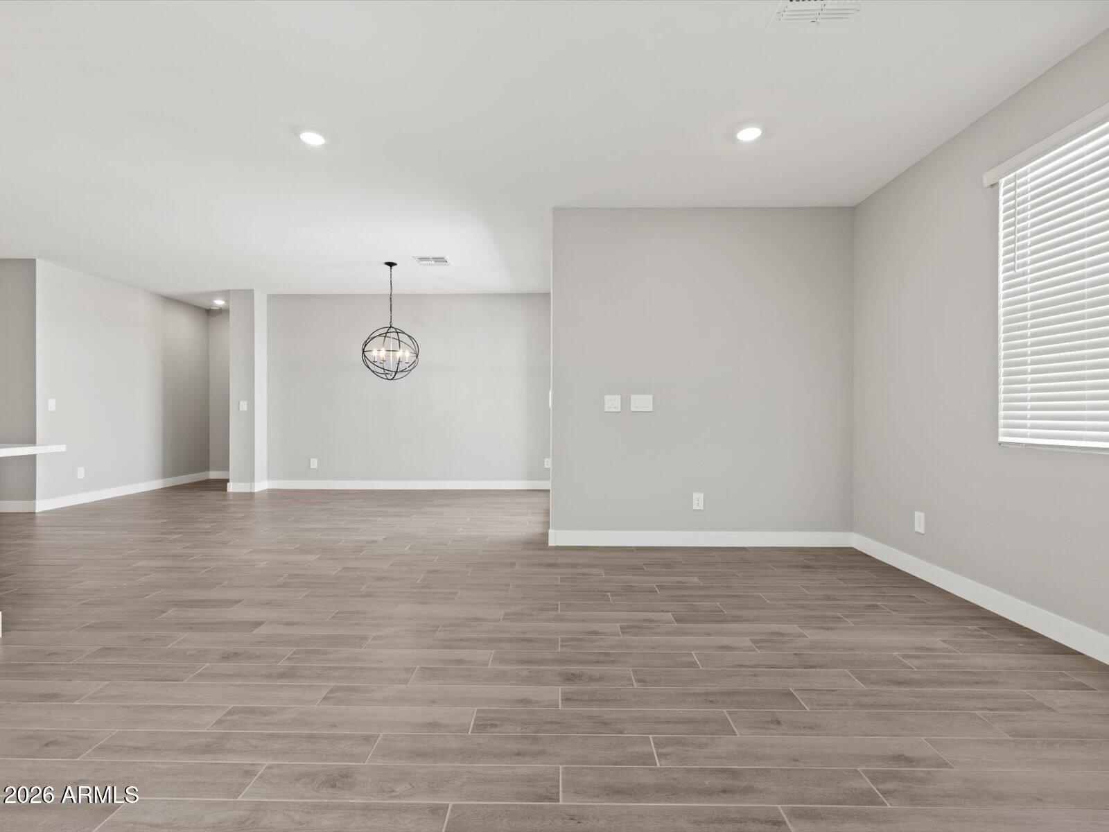 Thumbnail 36