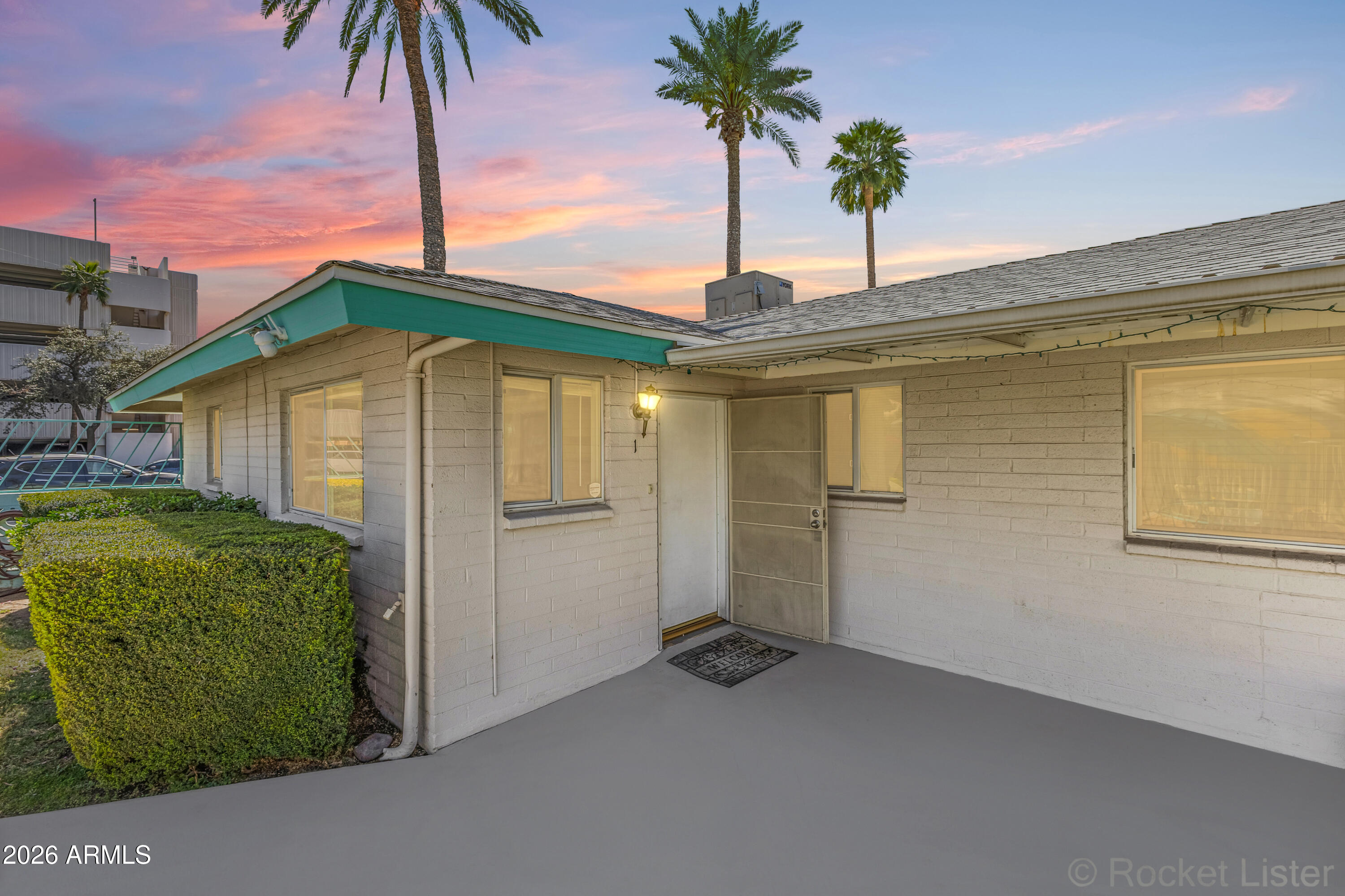 420 W EARLL Drive 1, Phoenix, AZ 85013