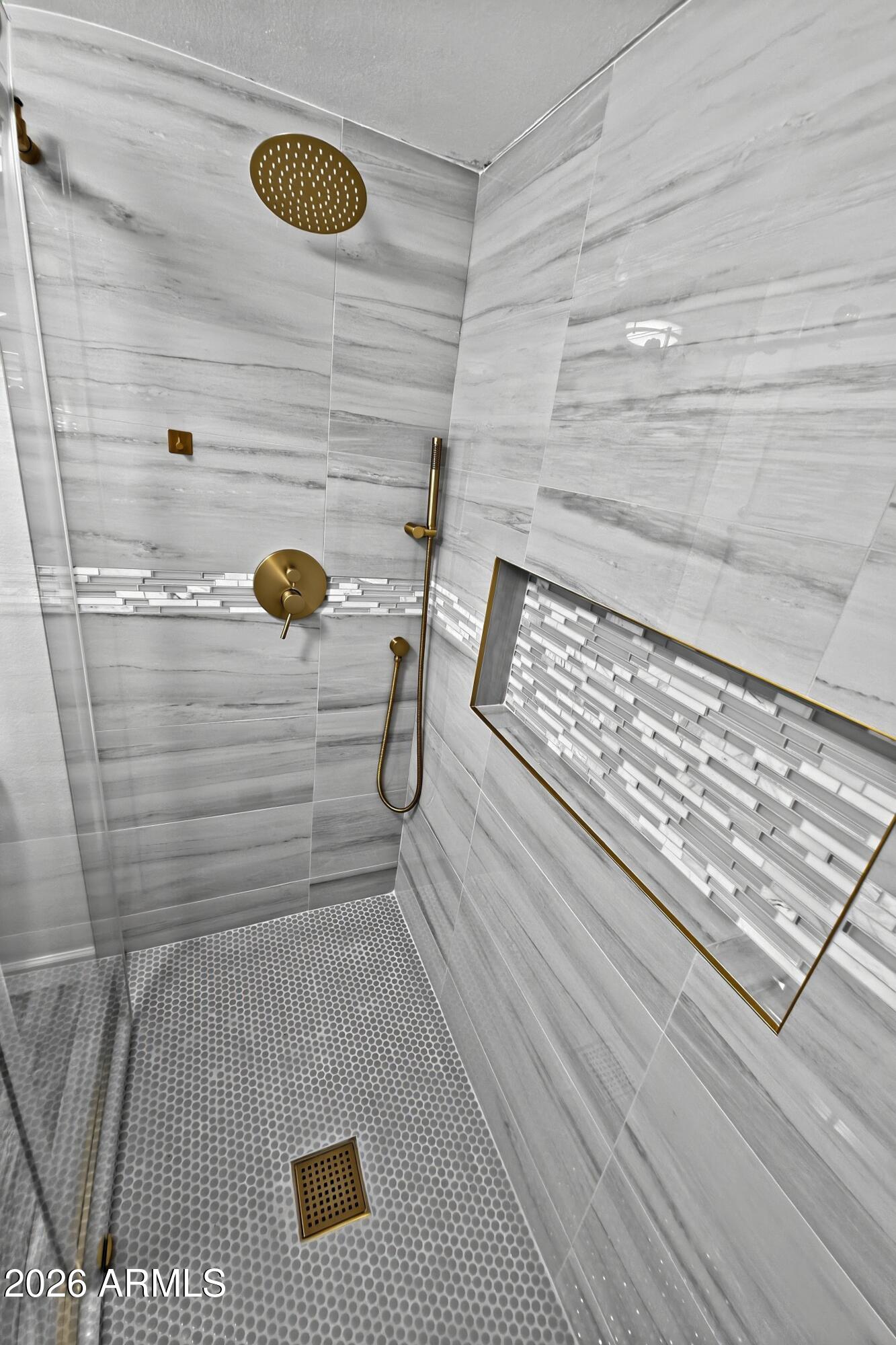 Thumbnail 15