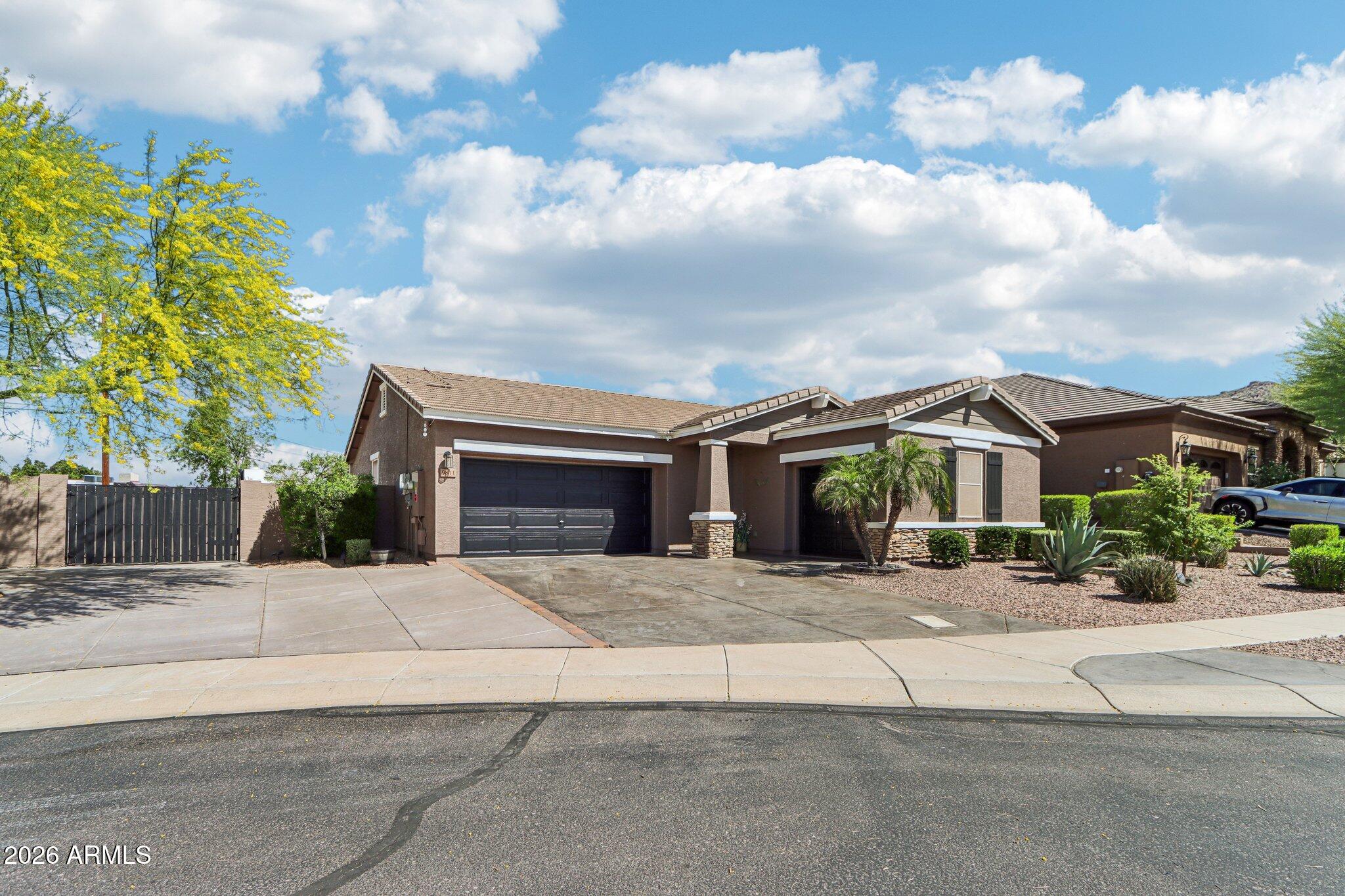 9811 S 2ND Place, Phoenix, AZ 85042