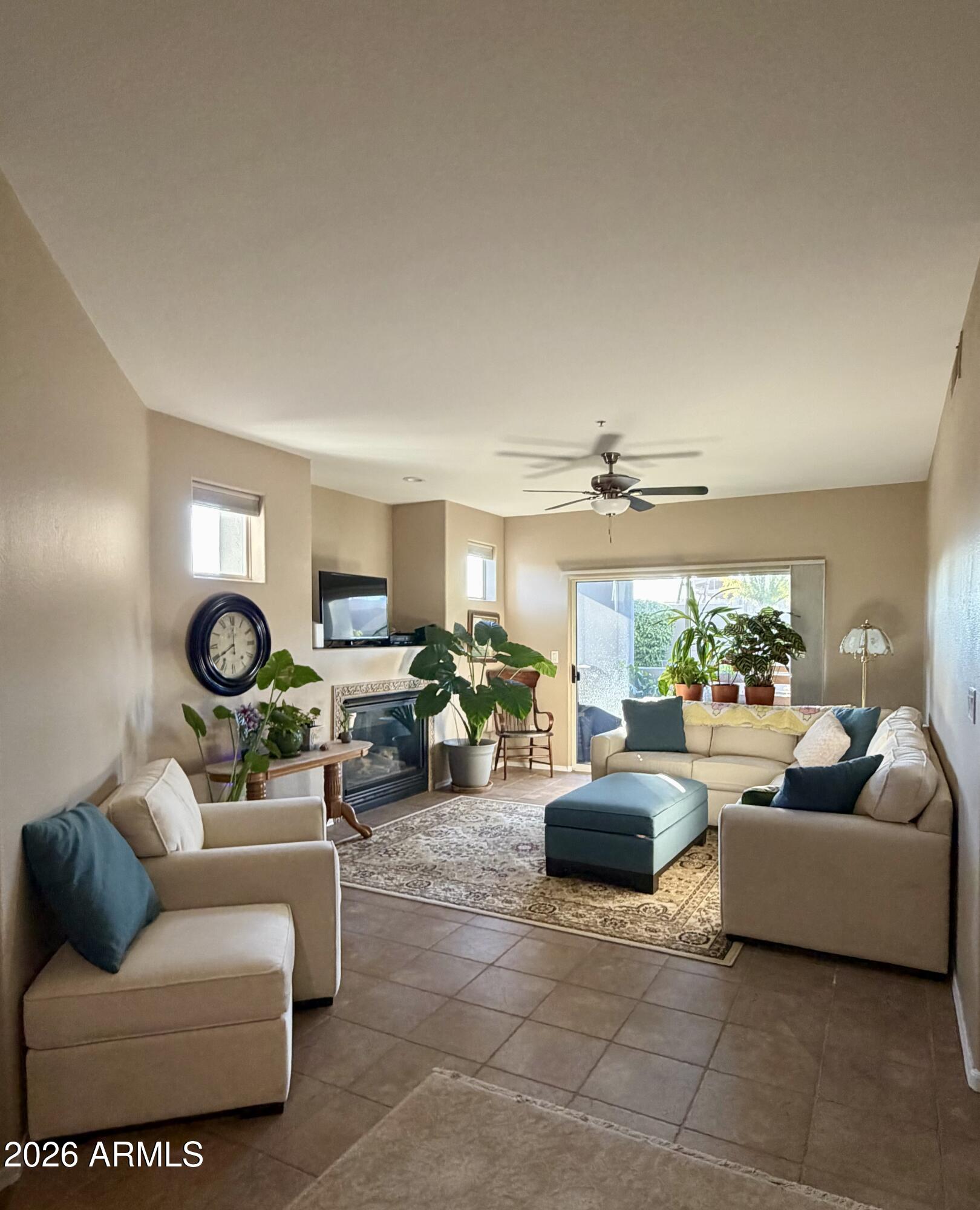 7401 W ARROWHEAD CLUBHOUSE Drive 1025, Glendale, AZ 85308