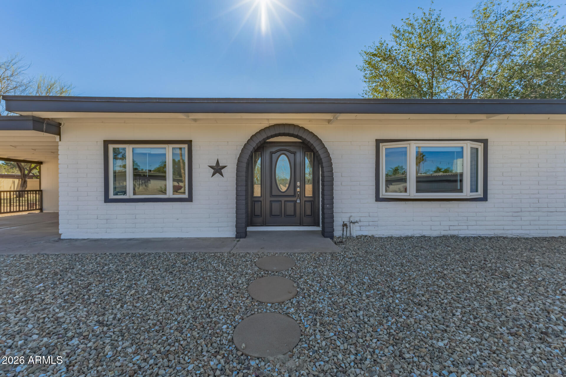 11804 N 37TH Way, Phoenix, AZ 85028 — Photo 1 of 32