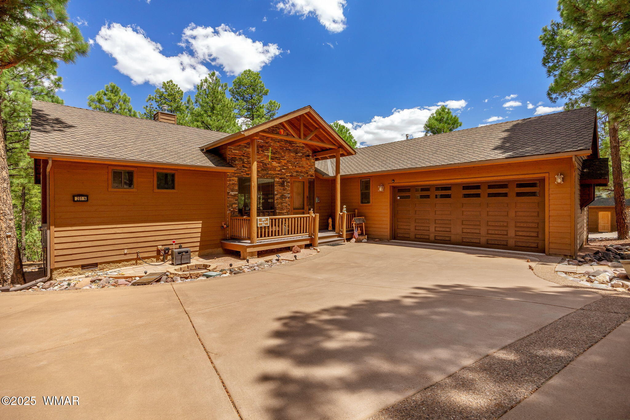 281 N Retreat Way, Show Low, AZ 85901