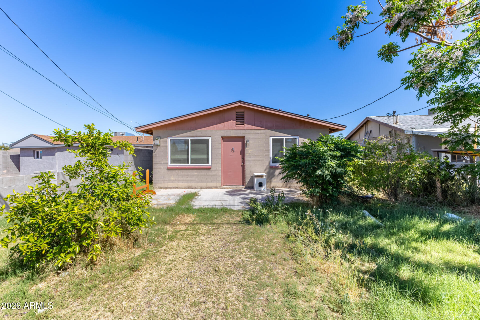 531 N SIRRINE, Mesa, AZ 85201 — Photo 1 of 26