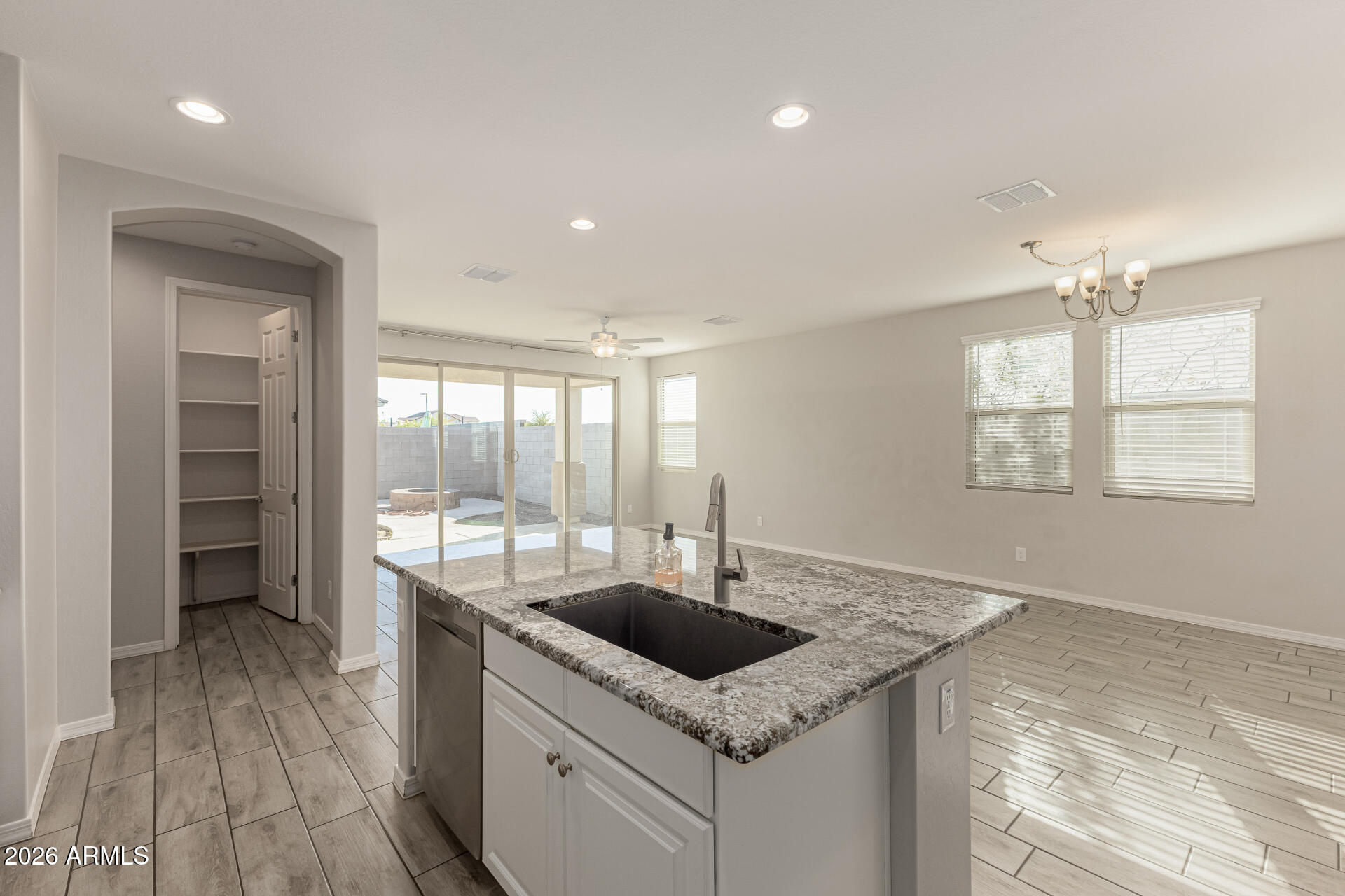 Thumbnail 18
