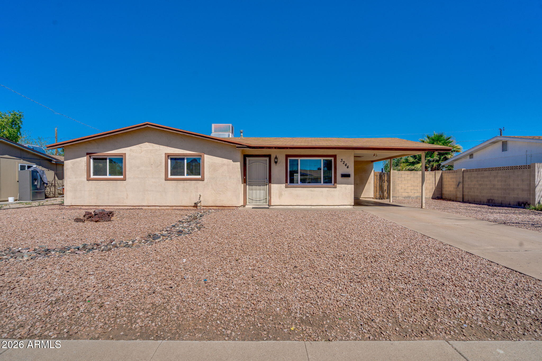 3244 E HILLERY Drive, Phoenix, AZ 85032