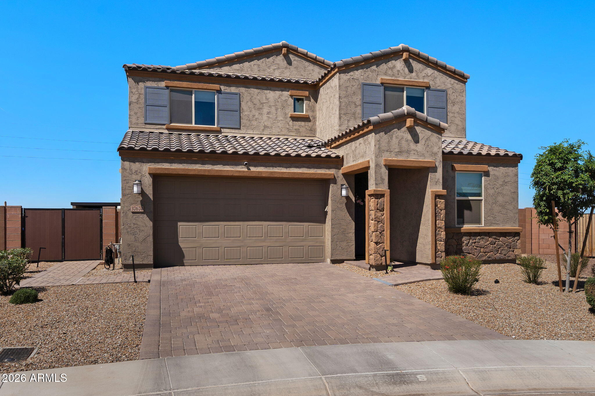 37674 N BRIDLEWOOD Lane, San Tan Valley, AZ 85140 — Photo 1 of 38