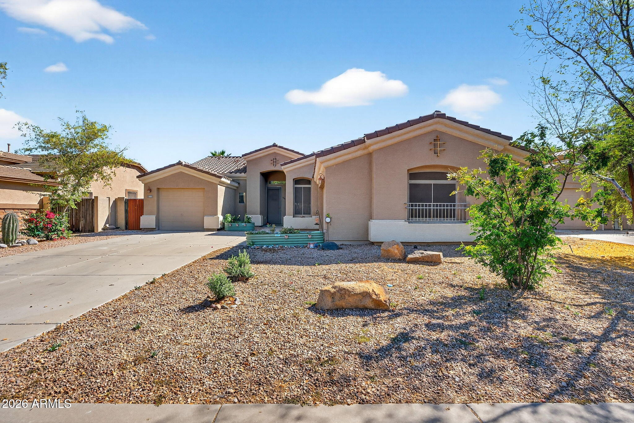 311 W MONTEGO Drive, Casa Grande, AZ 85122 — Photo 1 of 40