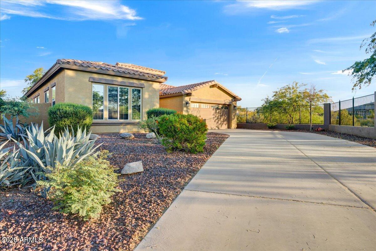 18025 W CASSIA Way, Goodyear, AZ 85338