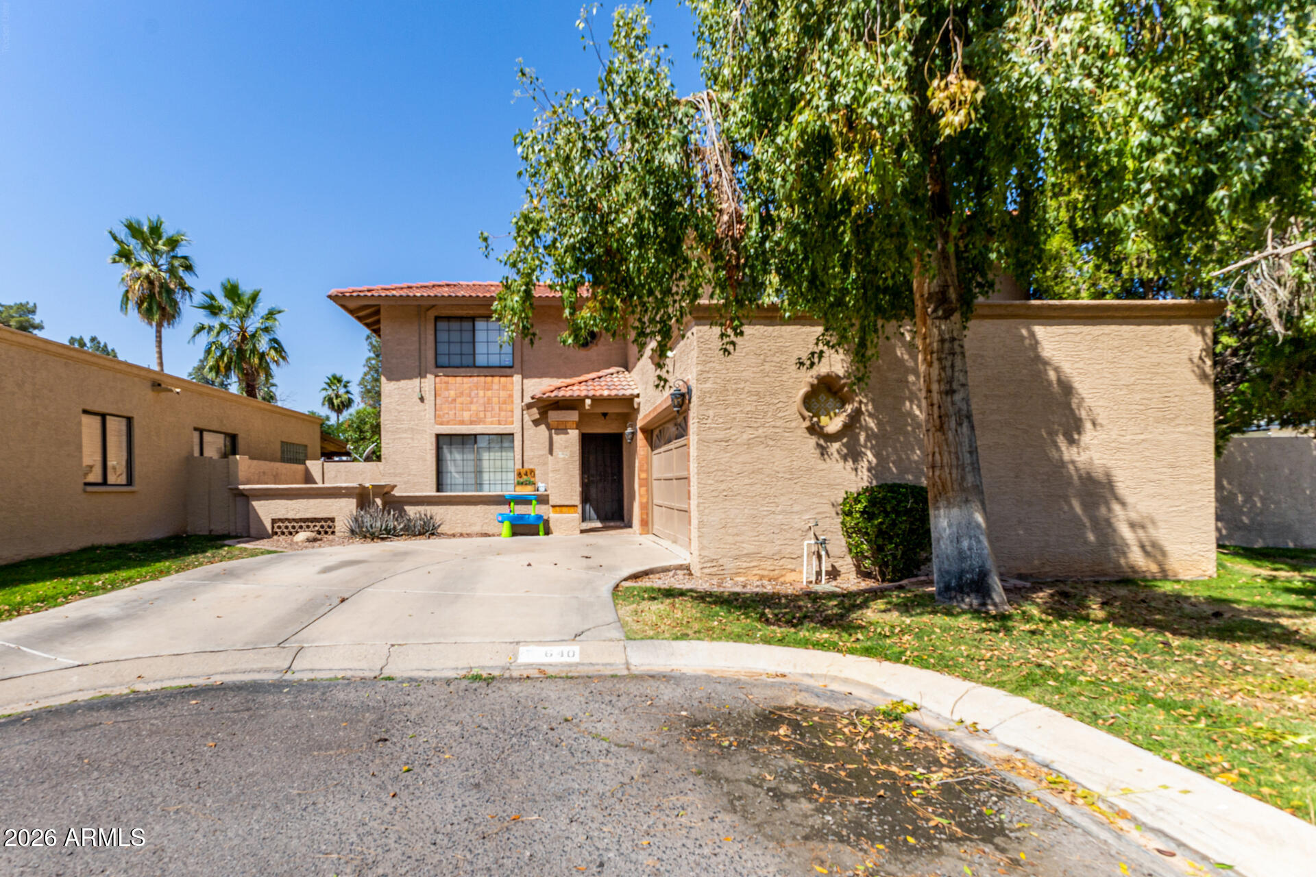 640 N IRONWOOD Way, Gilbert, AZ 85234 — Photo 1 of 45