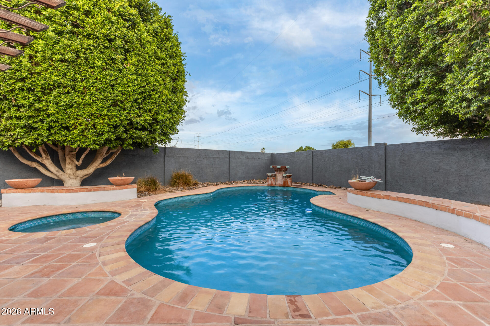 Thumbnail 28
