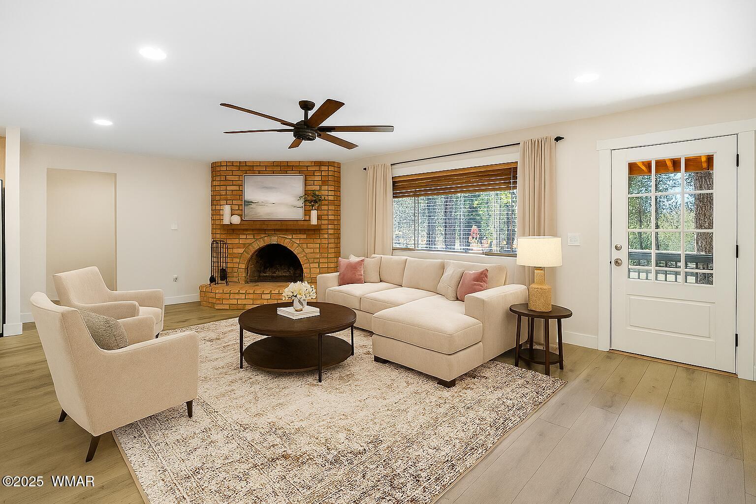 3720 Hilltop Drive, Lakeside, AZ 85929