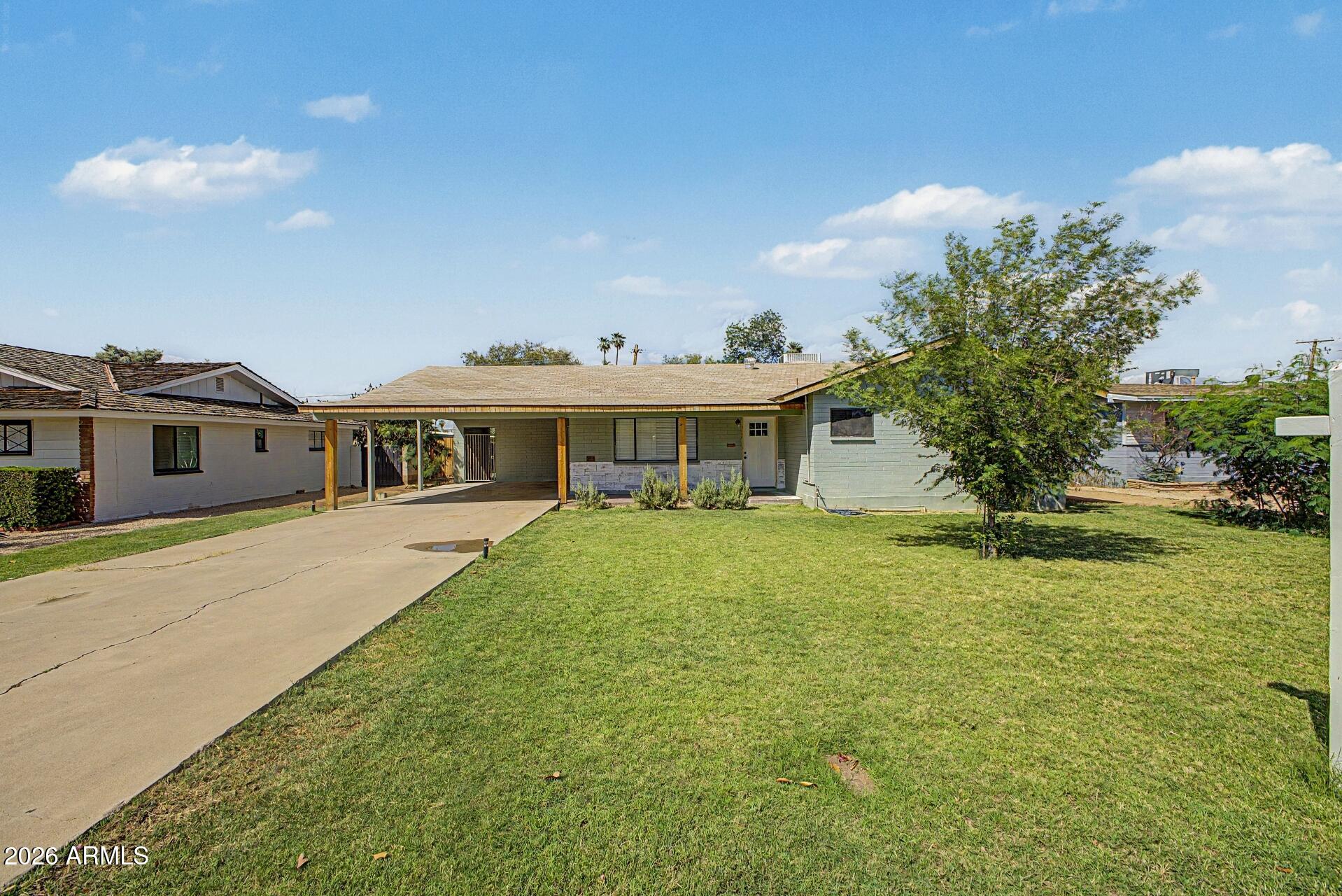 5828 W MORTEN Avenue, Glendale, AZ 85301 — Photo 1 of 34