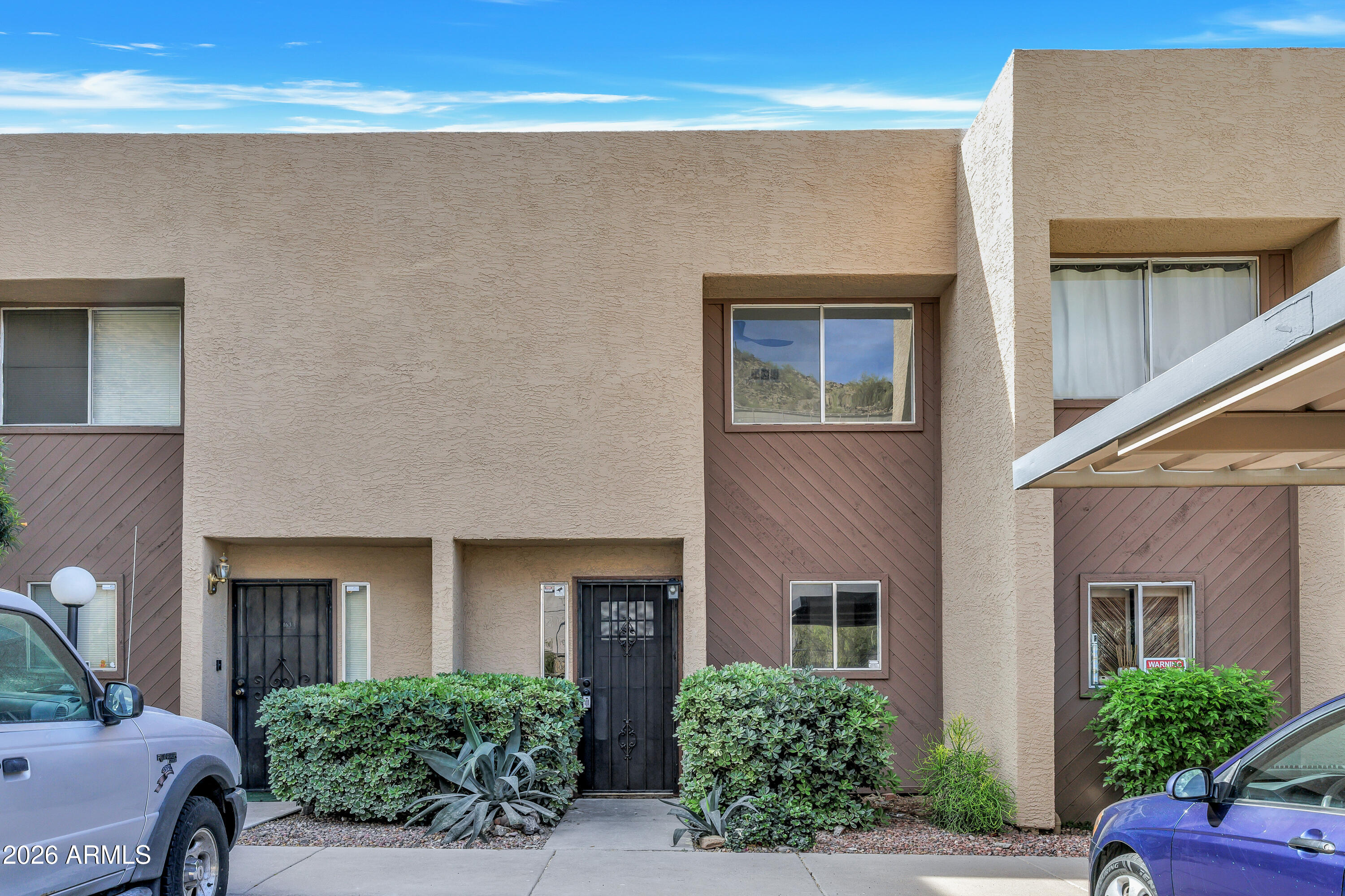 1601 W SUNNYSIDE Drive 164, Phoenix, AZ 85029 — Photo 1 of 25