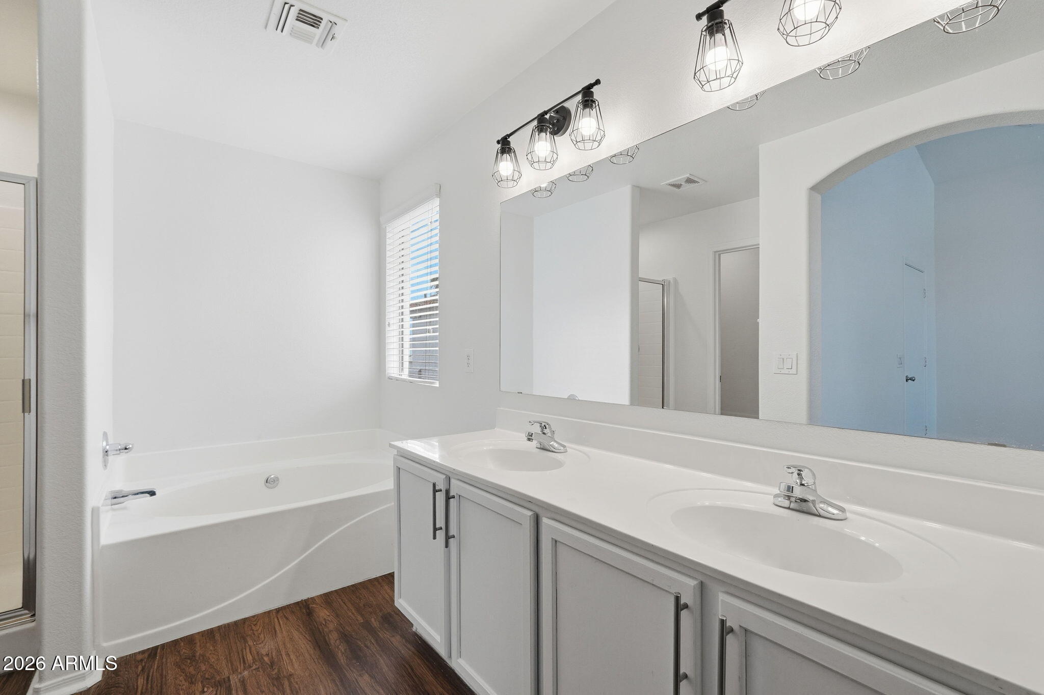 Thumbnail 30
