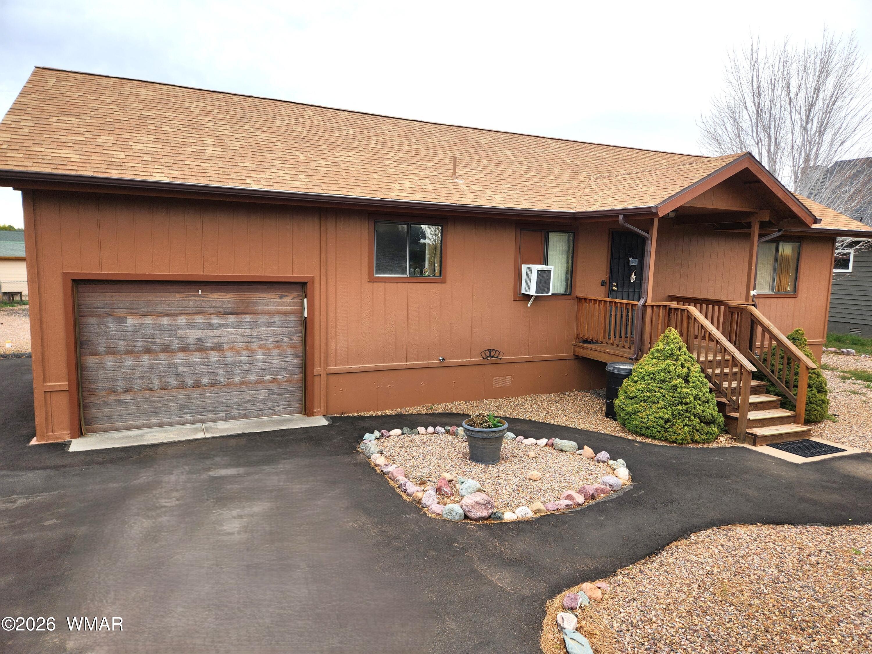 2214 Sitgreaves Drive, Overgaard, AZ 85933