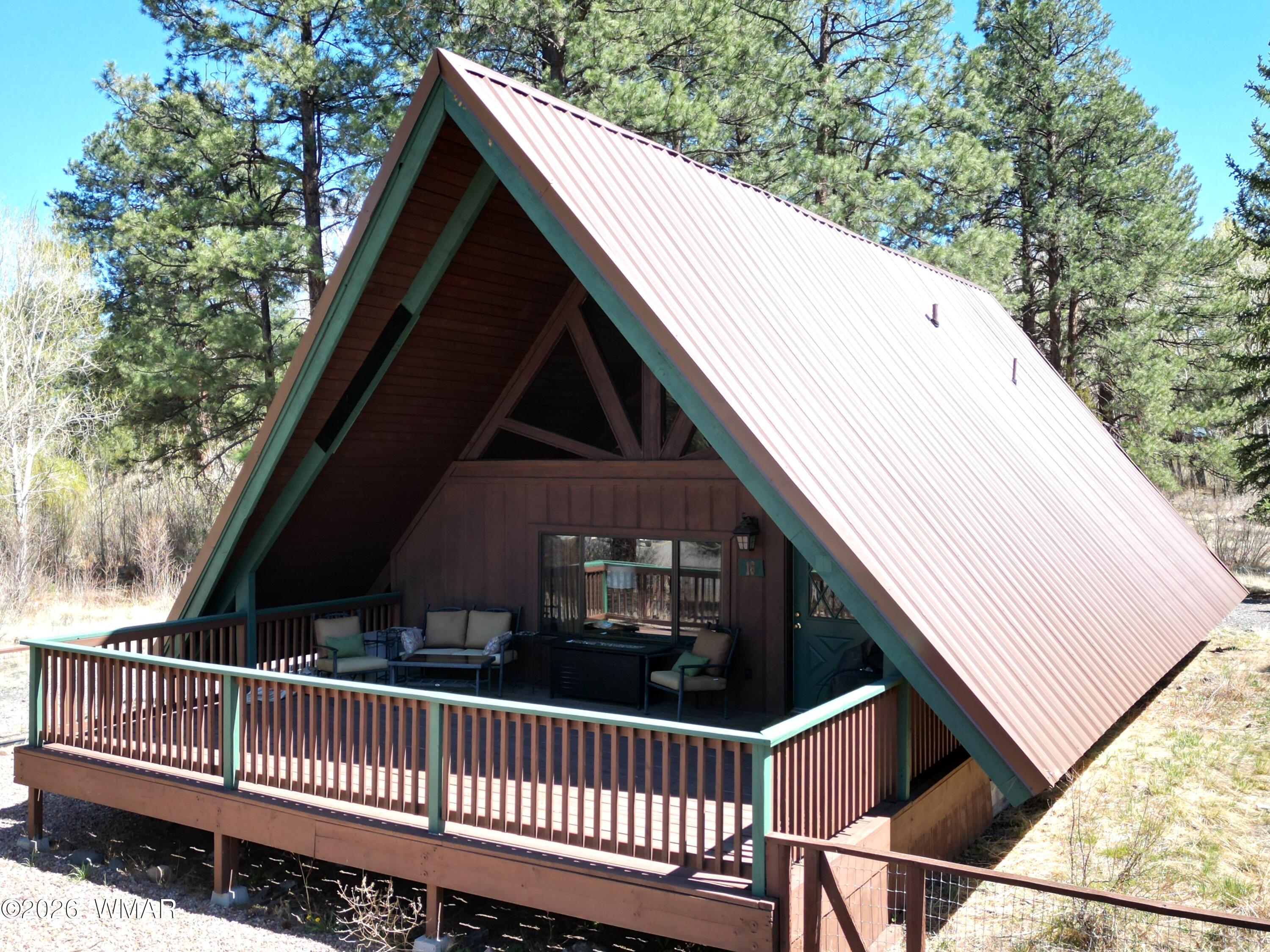 16 County Road N4035, Greer, AZ 85927