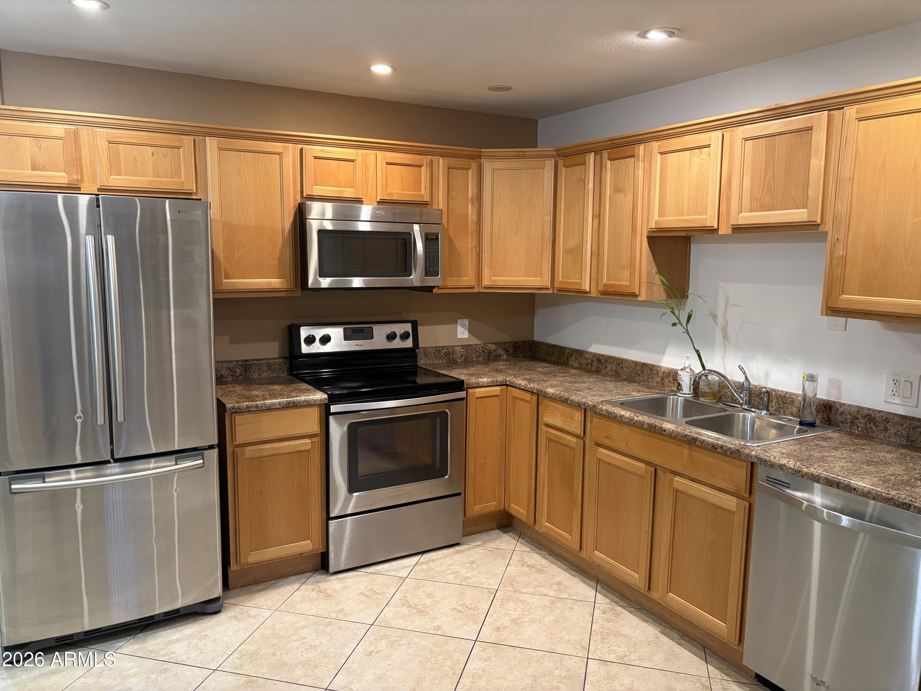5525 E THOMAS Road A2, Phoenix, AZ 85018