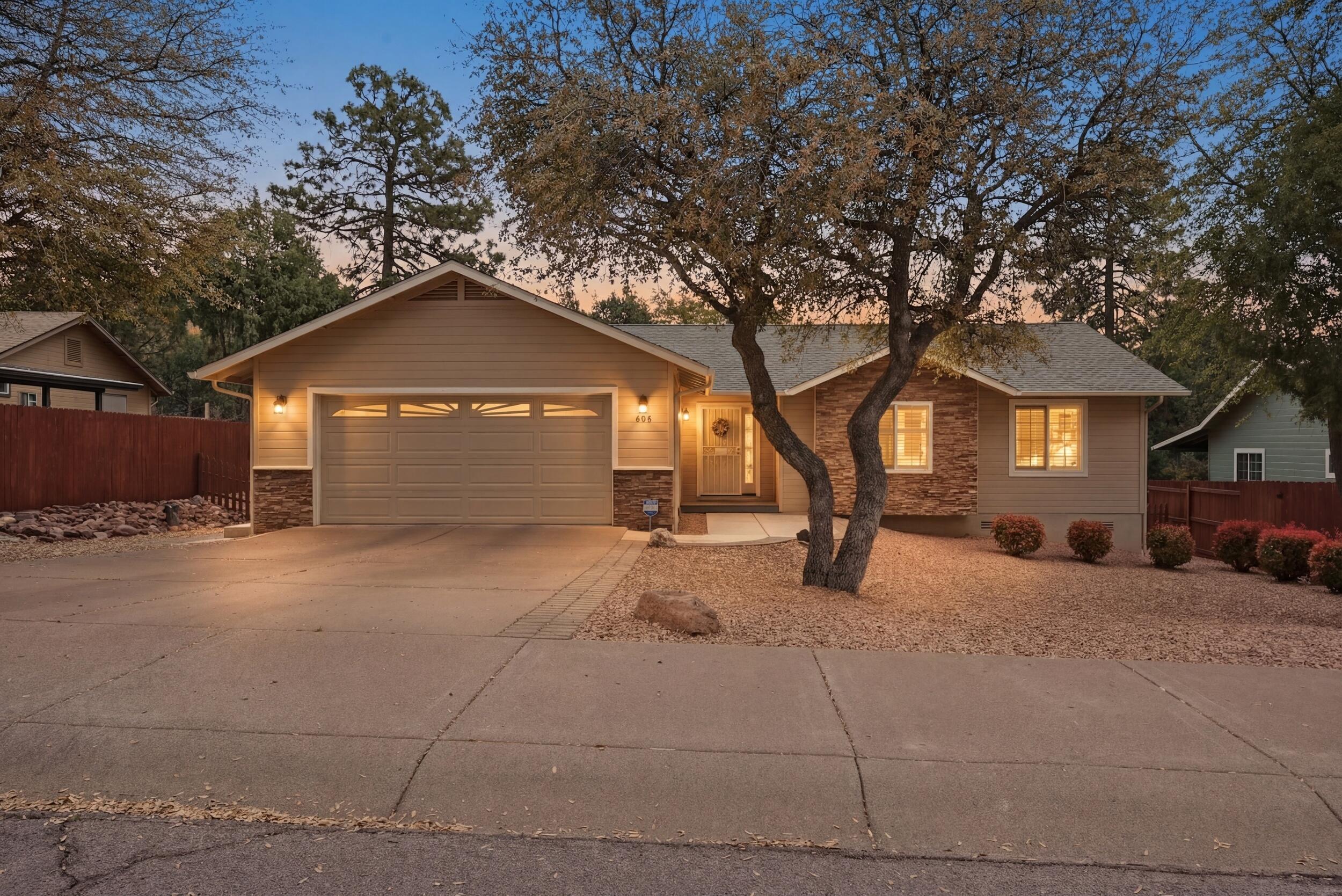 603 N Eagle Ridge Road, Payson, AZ 85541 — Photo 1 of 24