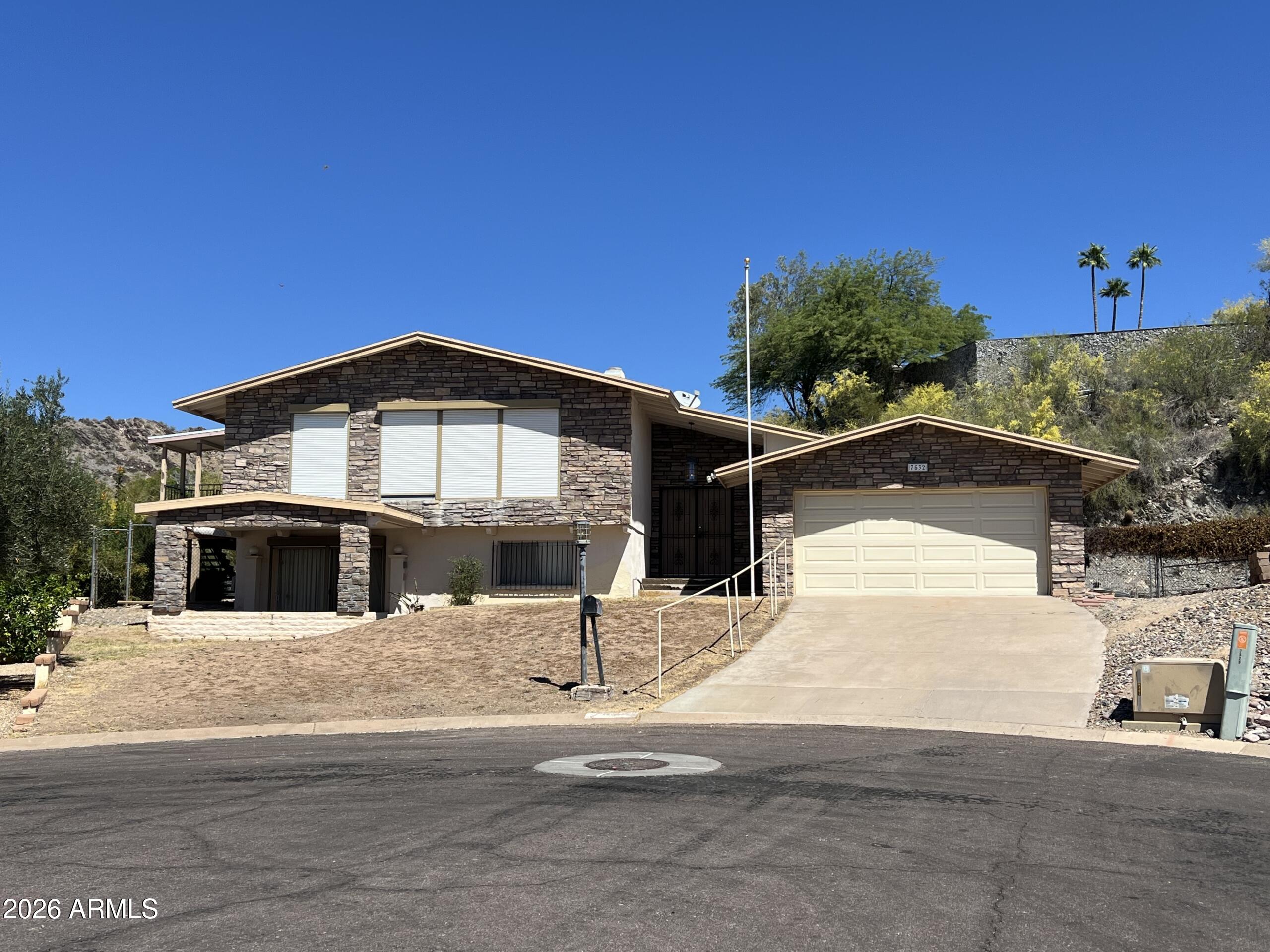 7532 N 23RD Street, Phoenix, AZ 85020
