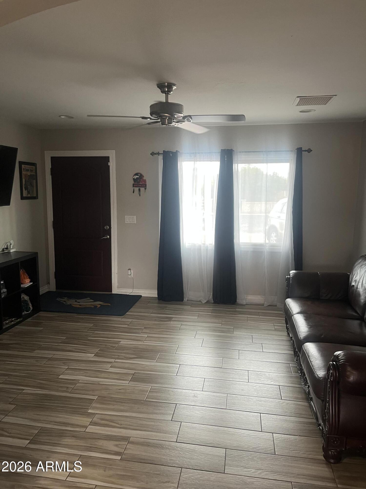 8226 W MONTECITO Avenue, Phoenix, AZ 85033
