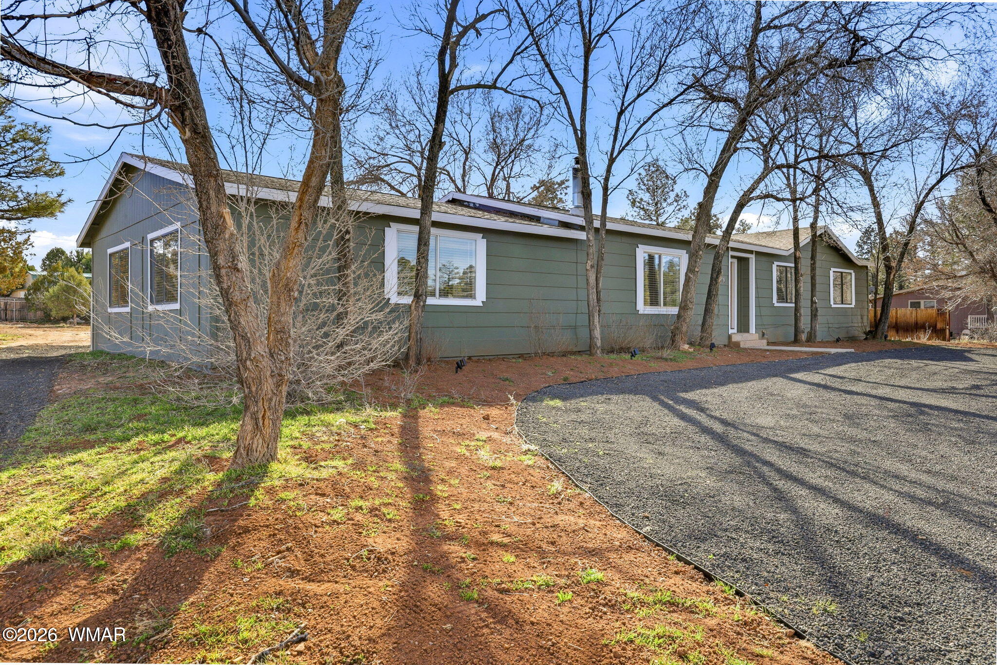 7124 Simons Way, Show Low, AZ 85901 — Photo 1 of 40