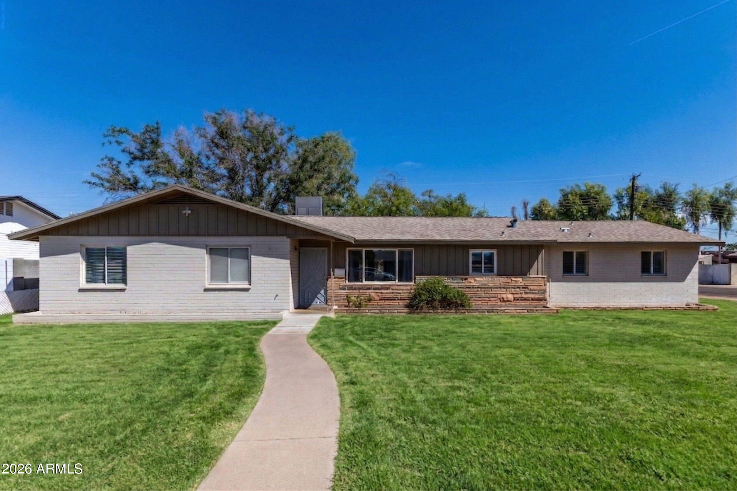 136 E PALMCROFT Drive, Tempe, AZ 85282 — Photo 1 of 44