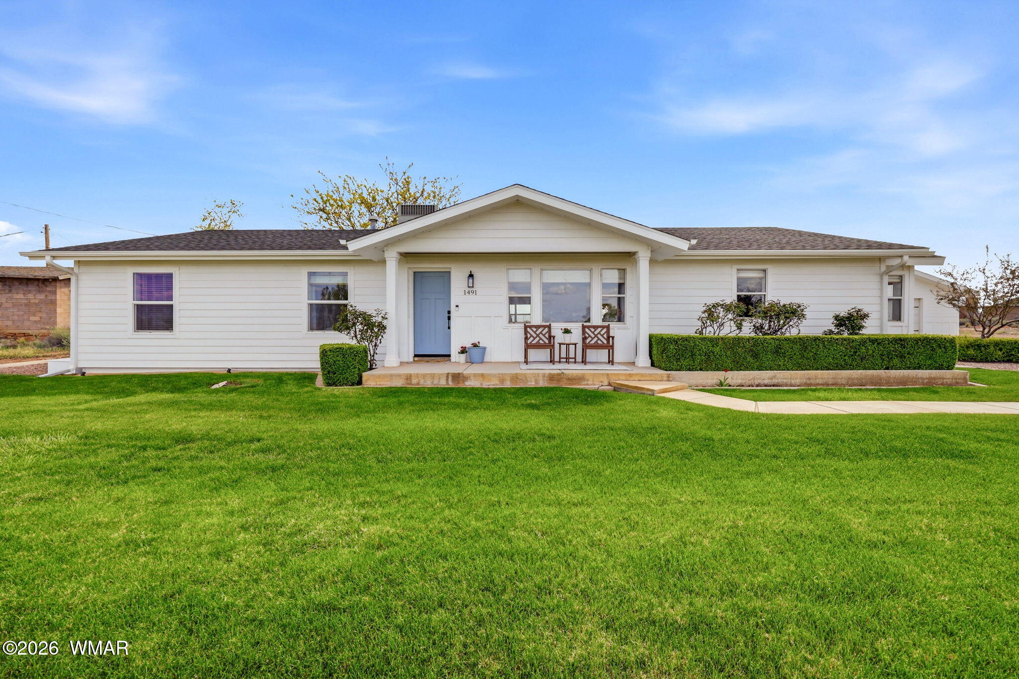 1491 Hunsaker Road, Holbrook, AZ 86025 — Photo 1 of 40